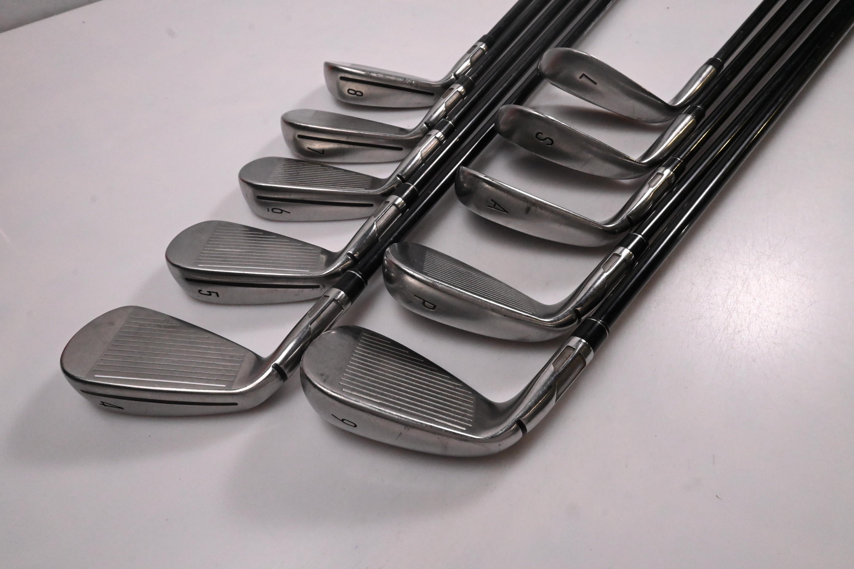 Taylormade Stealth Irons / 4-PW+GW+SW+LW / Regular Flex Ventus Red 6 Shafts