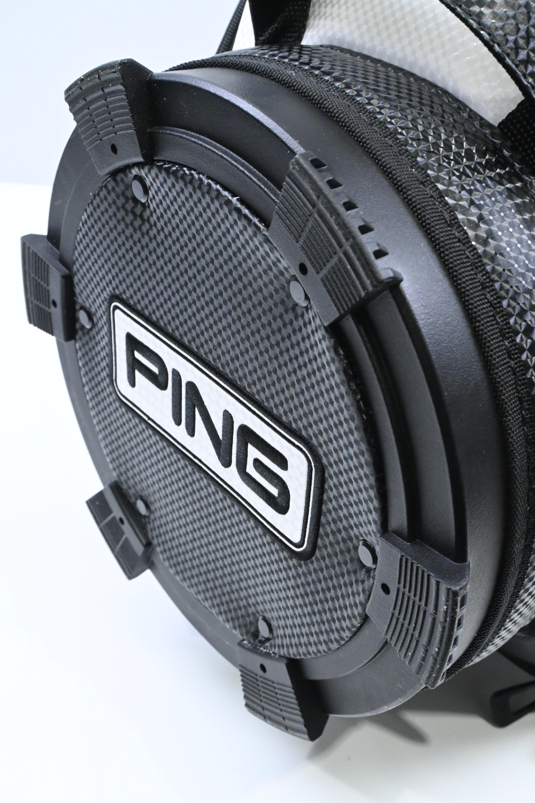 Ping Tour Staff Tour Bag / 6-Way / White, Black