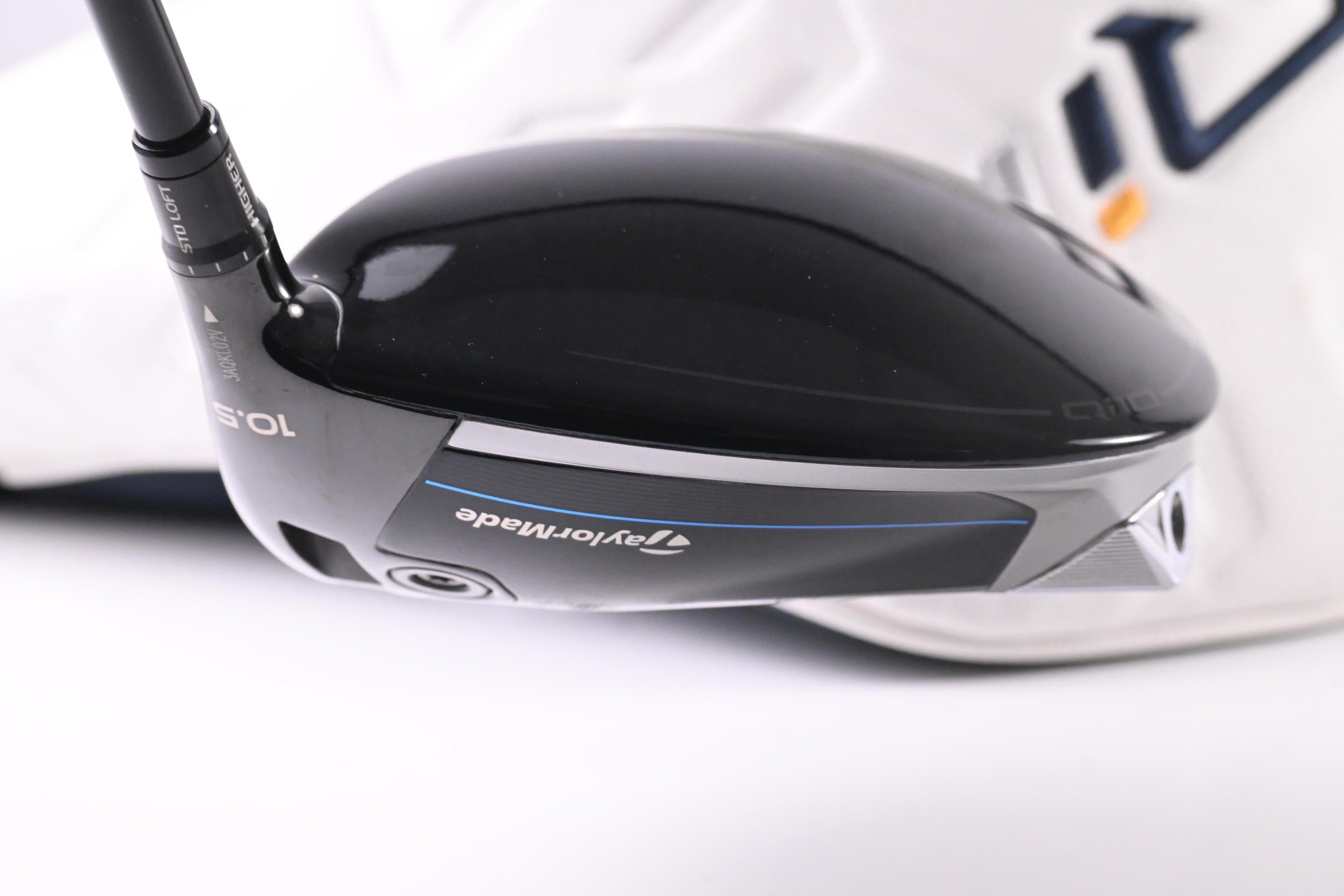 Taylormade Qi10 Driver / 10.5 Degree / Regular Flex Ventus TR Blue 5 Shaft