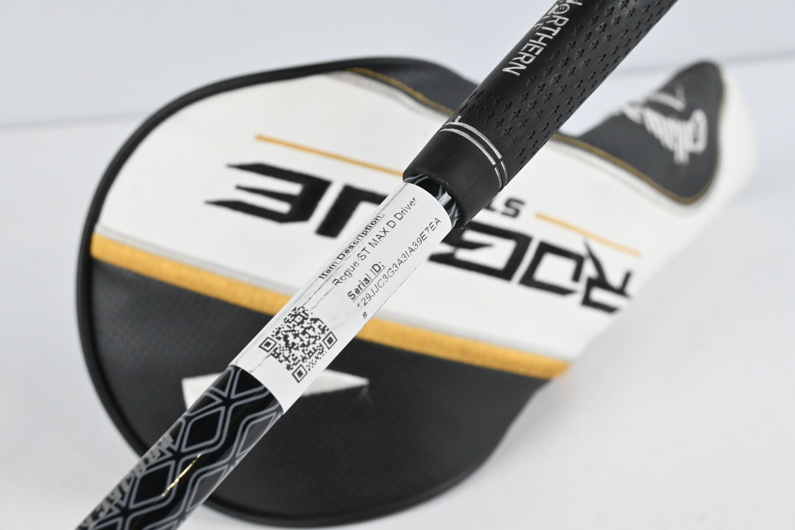 Callaway Rogue ST MAX D Driver / 10.5 Degree / Senior Flex Project X Cypher 40