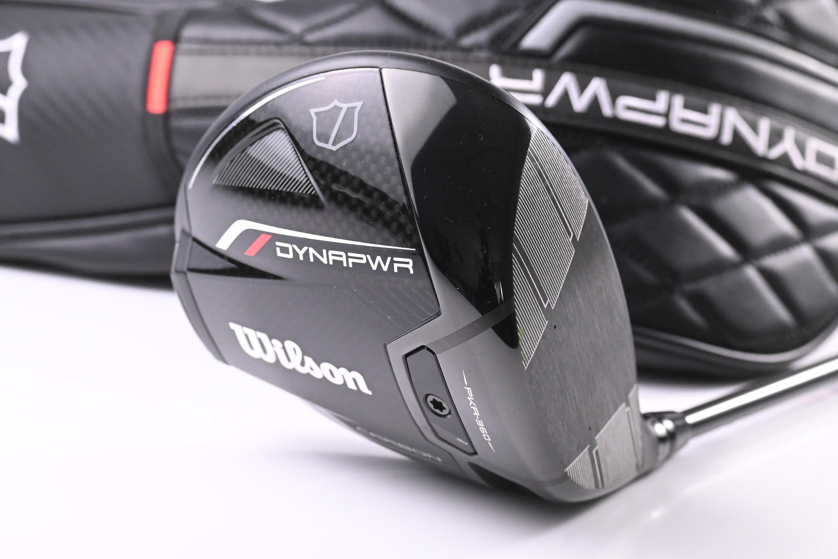 Wilson Staff DYNAPWR 2025 Carbon Driver / 9 Degree / Stiff Flex Denali Black 60
