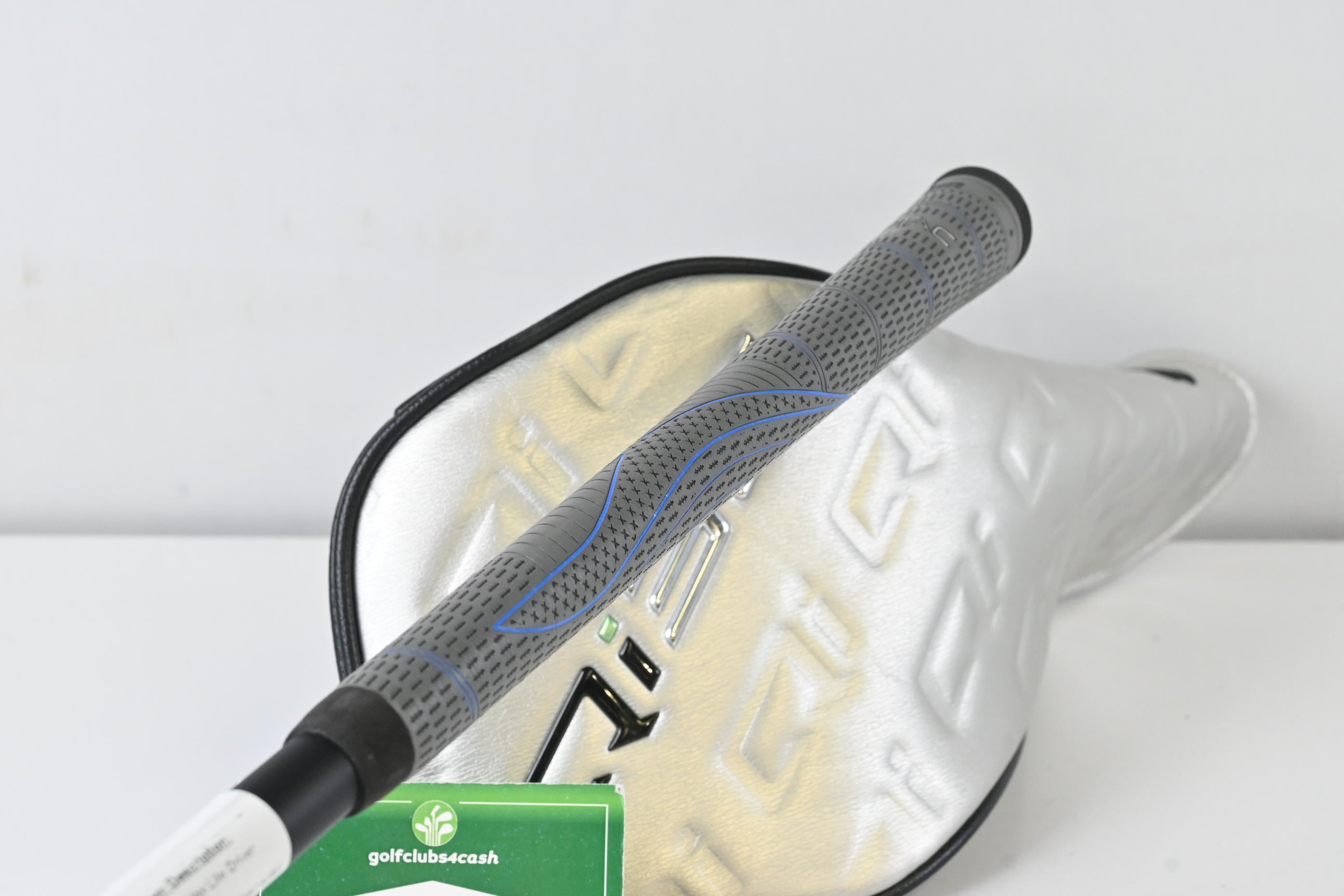 Taylormade Qi35 Max Lite Driver / 12 Degree / Senior Flex Vanquish 4 Shaft