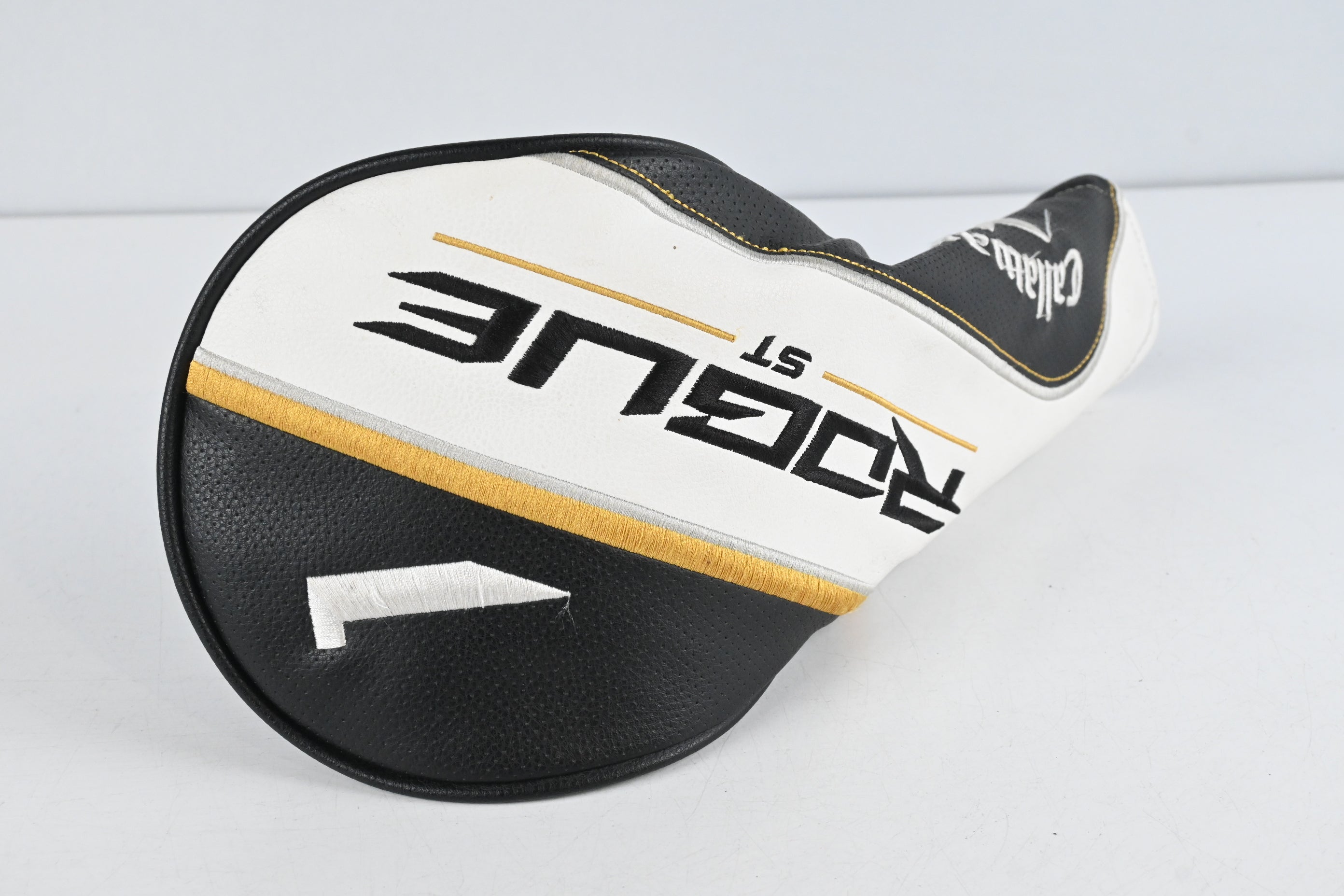 Callaway Rogue ST MAX D Driver / 10.5 Degree / Senior Flex Project X Cypher 40