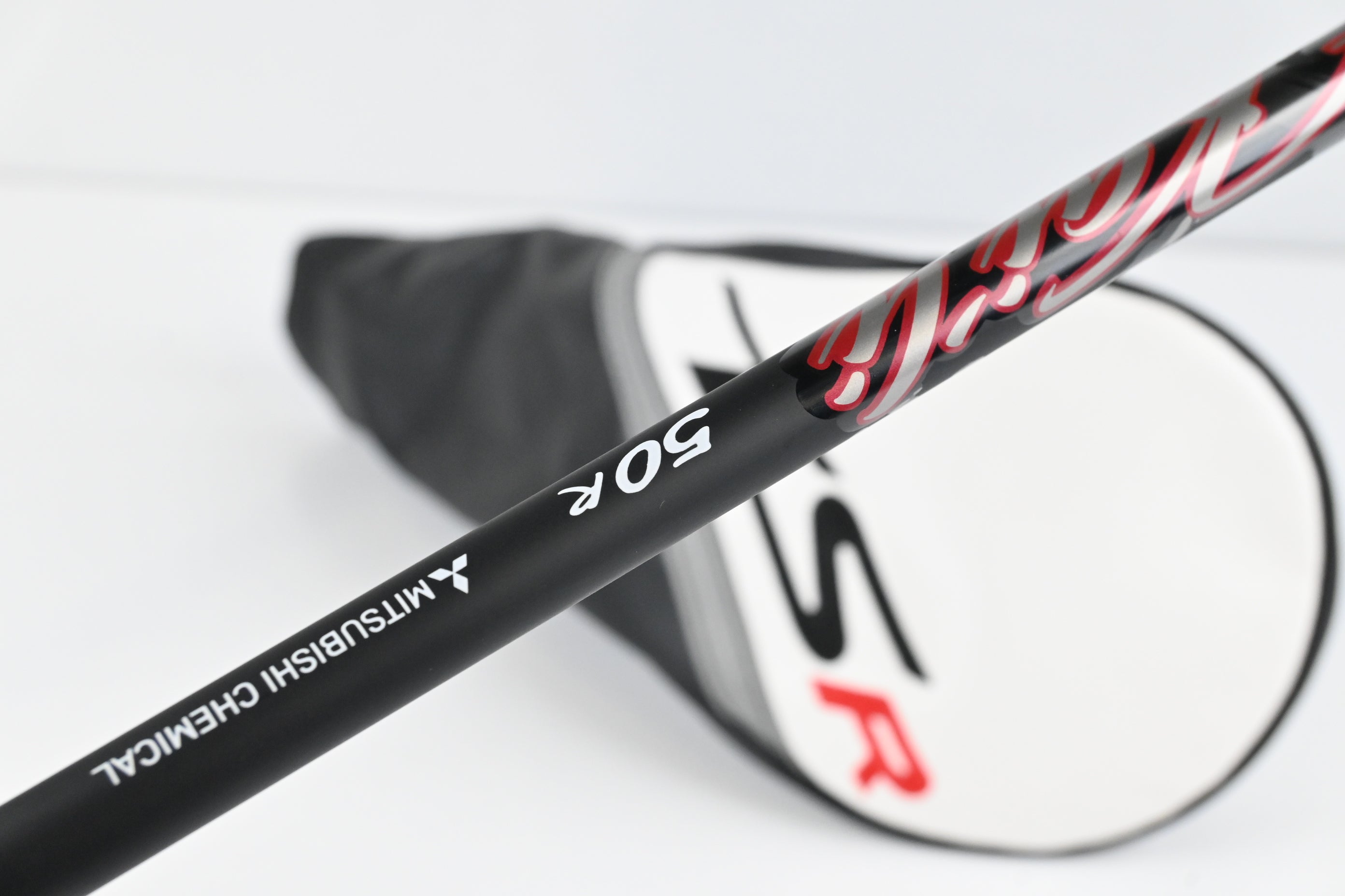 Left Hand Titleist TSR3 Driver / 9 Degree / Regular Flex Kai'li Red Dark Waves