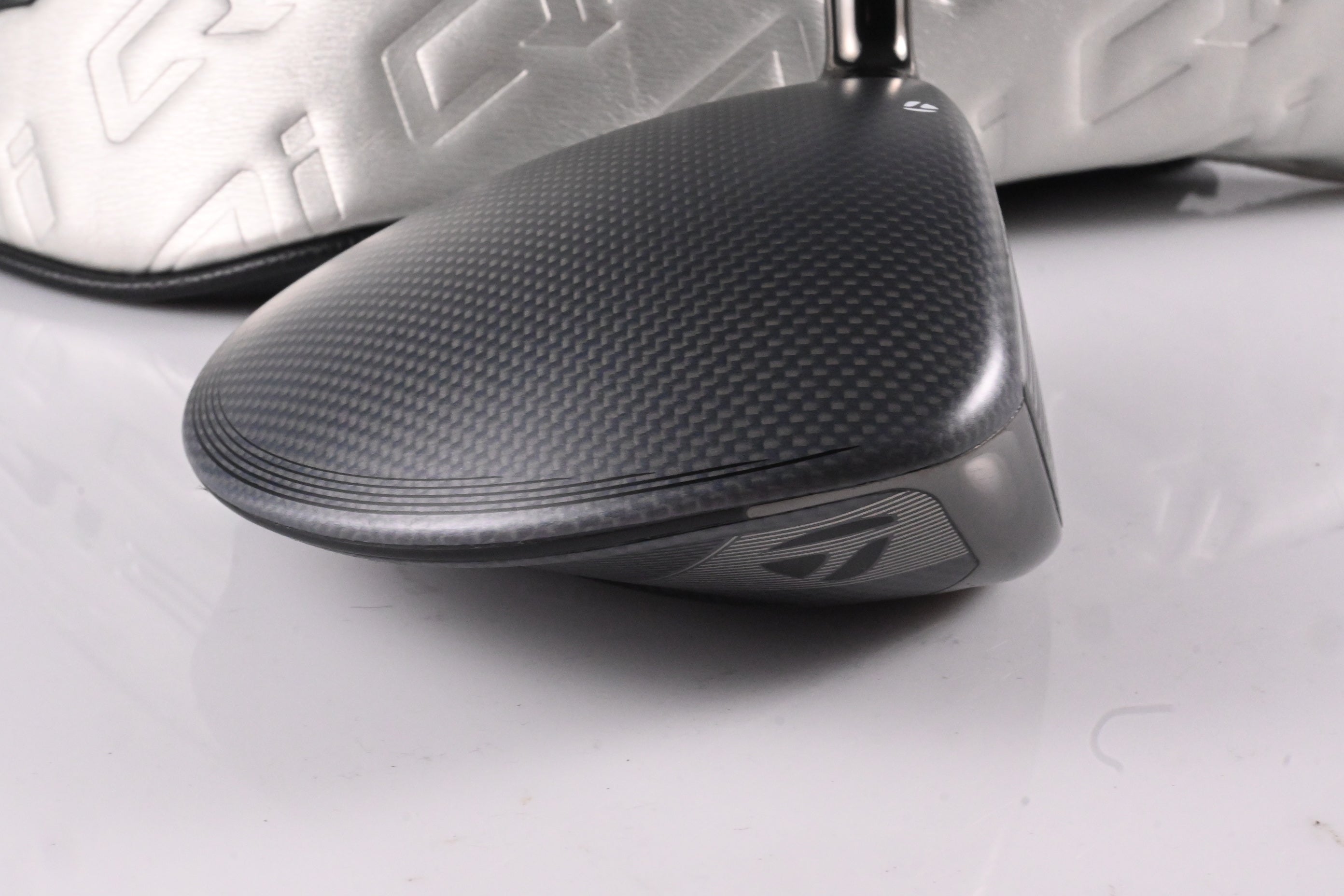 Taylormade Qi35 Max Driver / 12 Degree / Regular Flex Fujikura Air Speeder 50