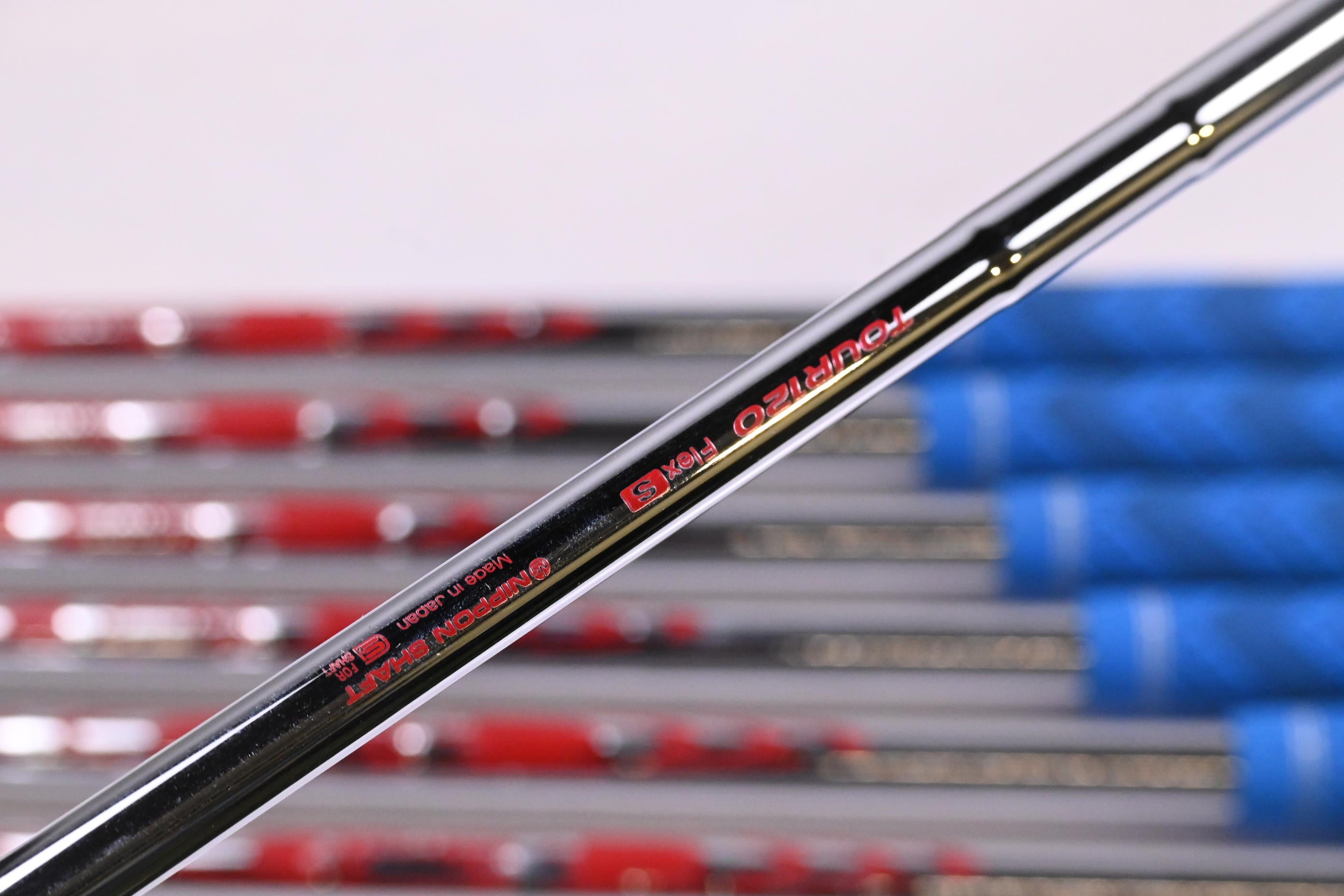 Callaway Apex TCB Irons / 4-PW / Stiff Flex N.S.Pro Modus³ Tour 120 Shafts