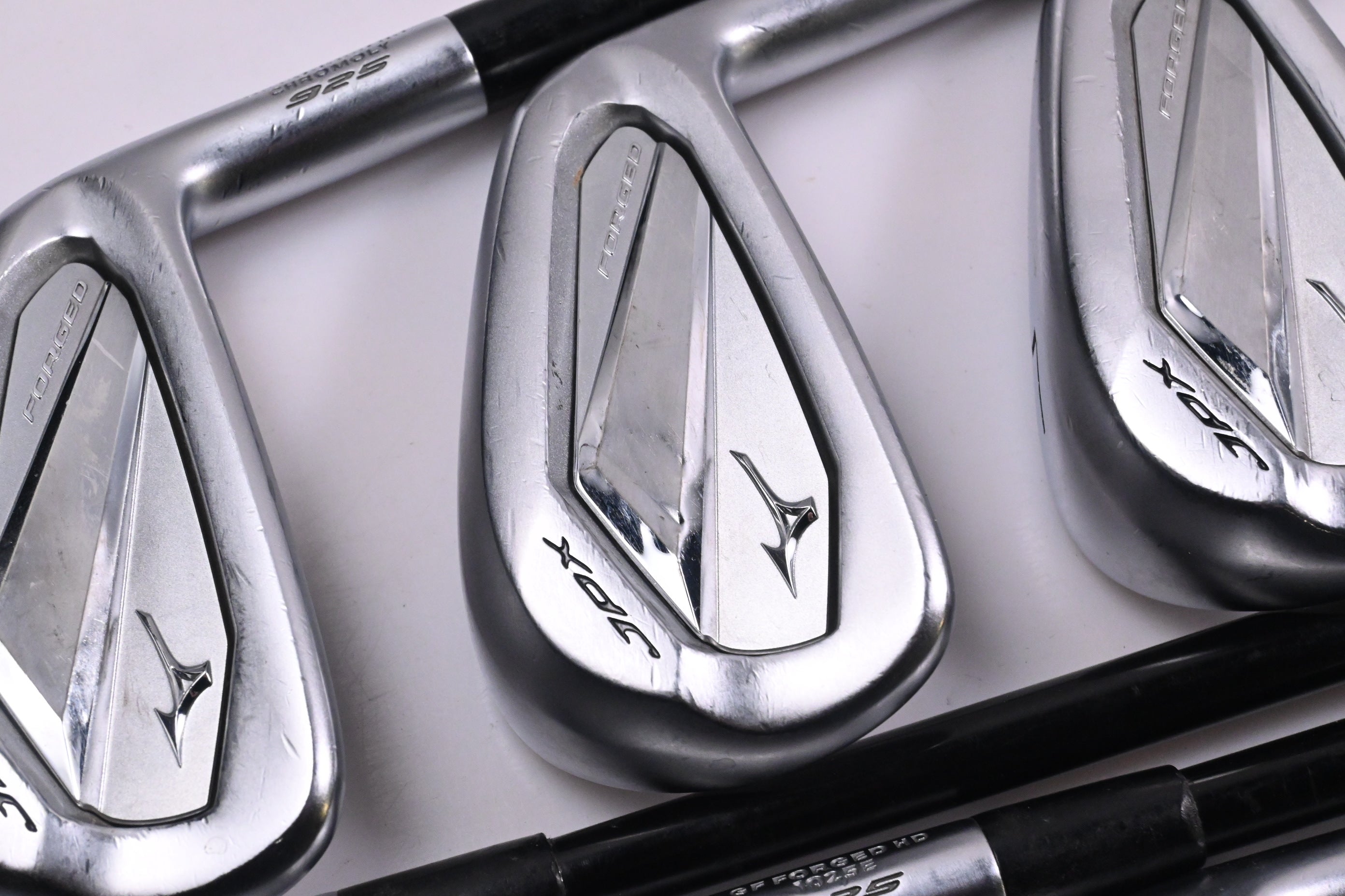 Mizuno JPX 925 Forged Irons / 5-PW+GW / Stiff Flex MMT 85 Shafts