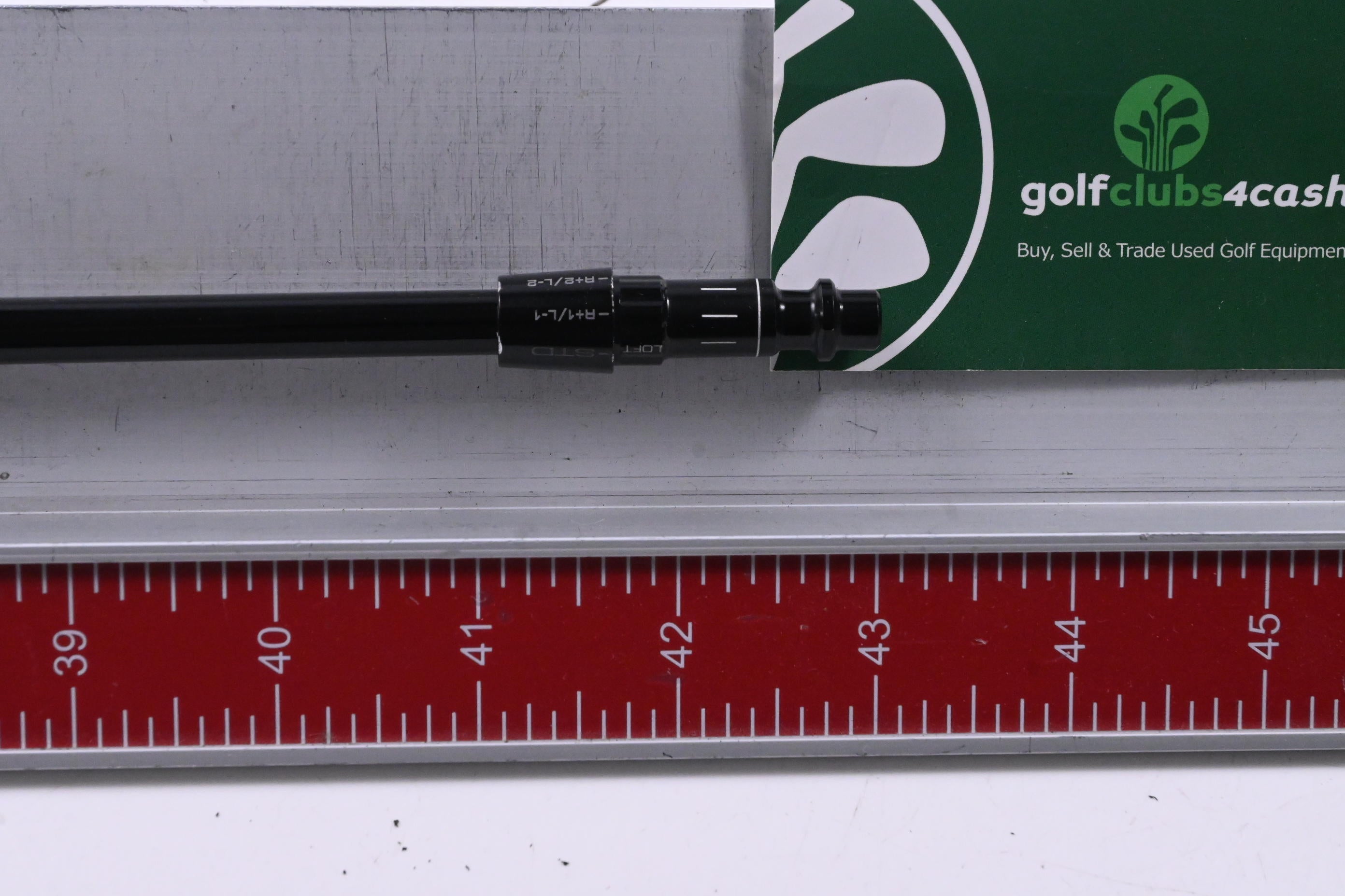 Fujikura Atmos Red 4 Driver Shaft / Regular Flex / Mizuno Adapter