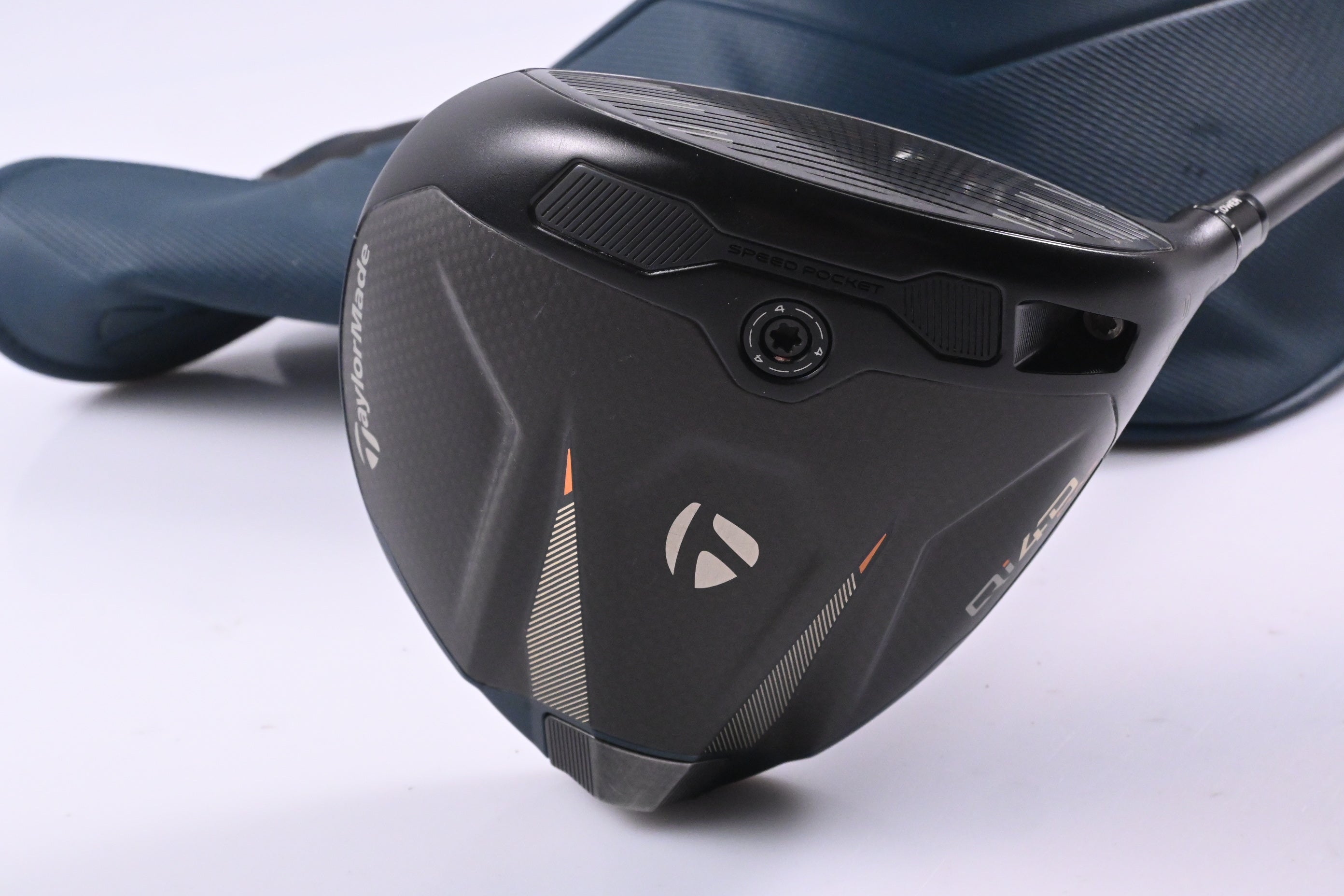 Taylormade Qi4D Max Driver / 10.5 Degree / Regular Flex Mitsubishi Reax 50 Shaft