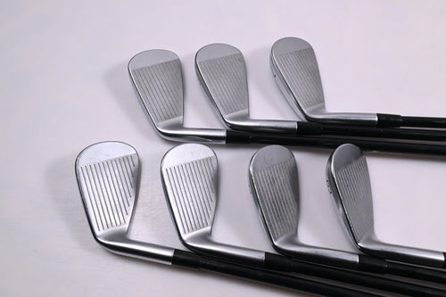 Mizuno JPX 925 Forged Irons / 5-PW+GW / Stiff Flex MMT 85 Shafts