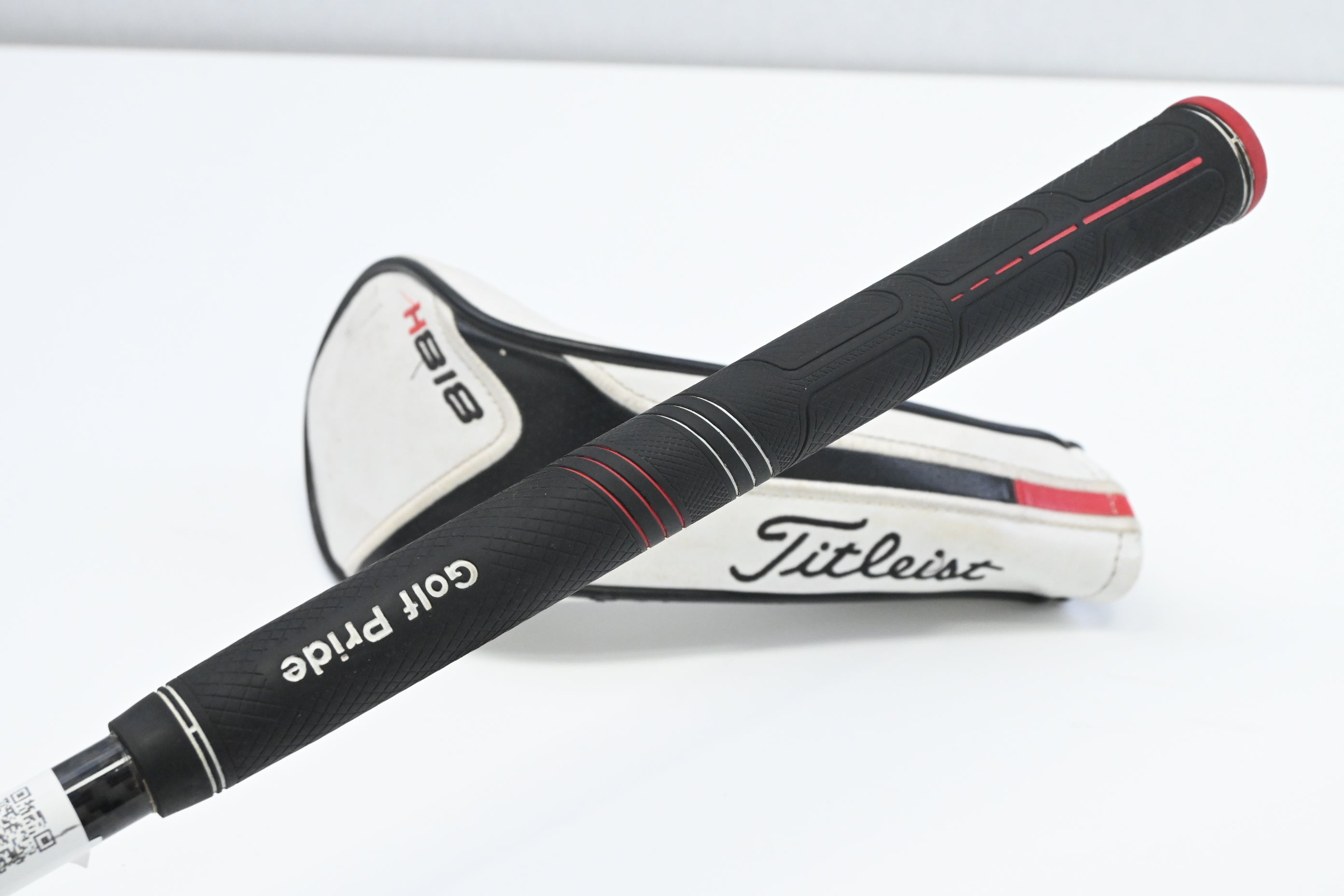 Titleist 818 H2 #4 Hybrid / 23 Degree / Stiff Flex Tensei CK Blue 70 Shaft