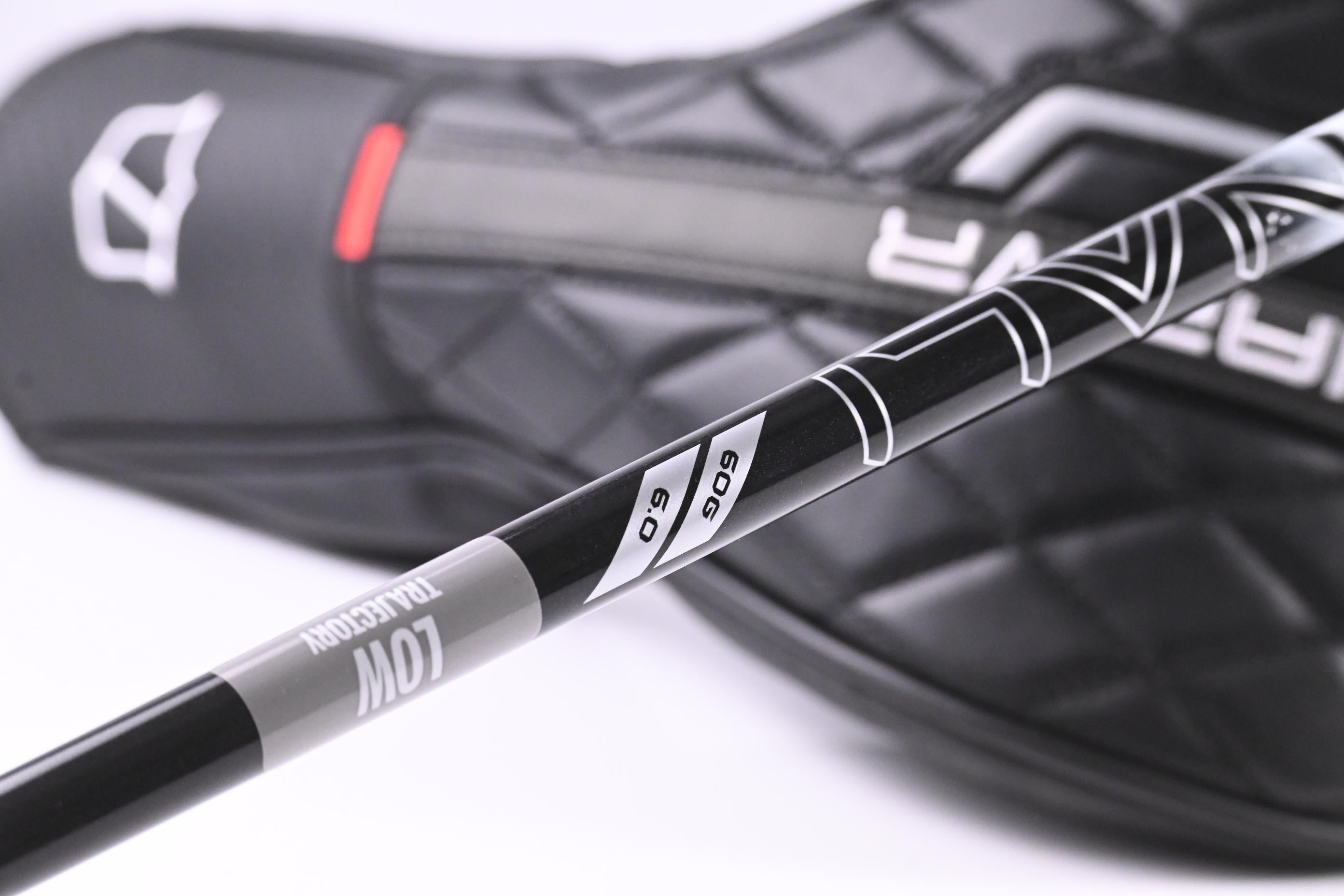 Wilson Staff DYNAPWR 2025 Carbon Driver / 9 Degree / Stiff Flex Denali Black 60
