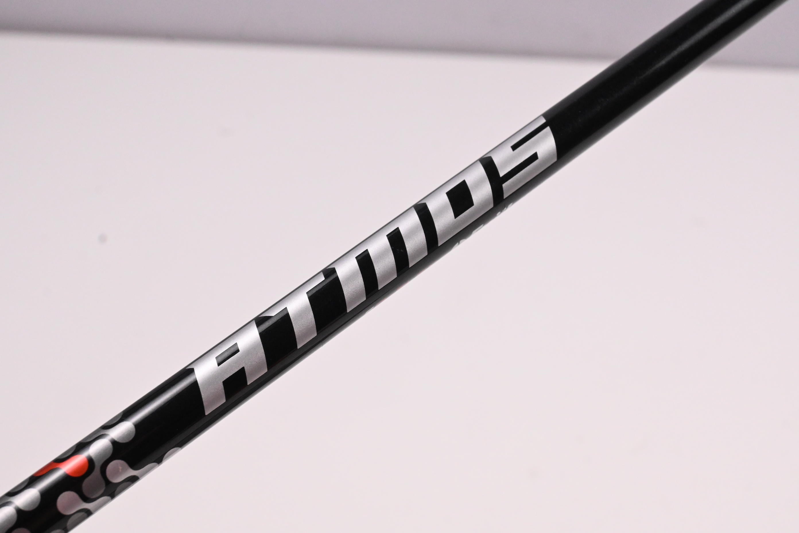 Fujikura Atmos Orange 5 Driver Shaft / Regular Flex / Taylormade 2nd Gen