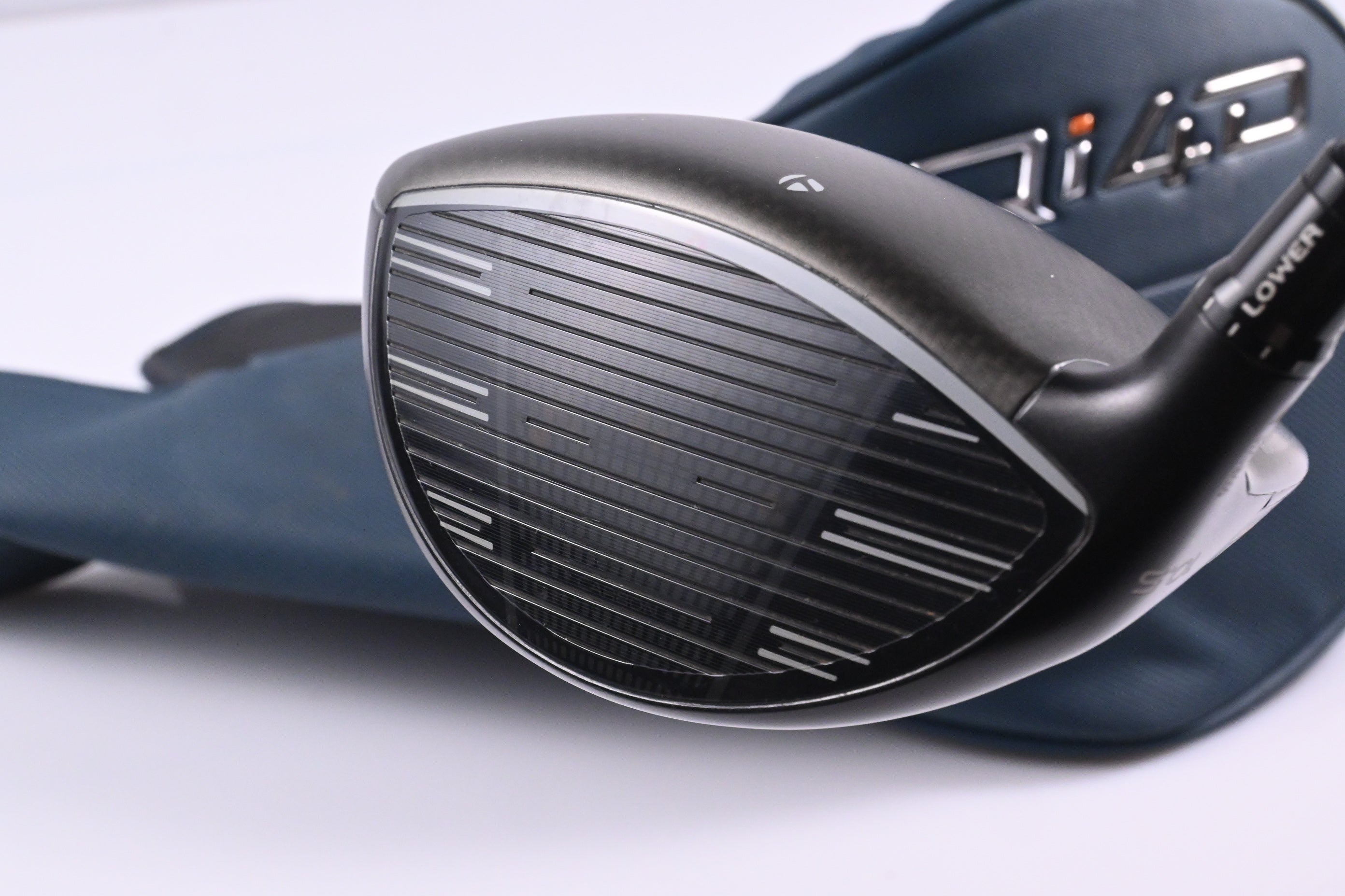Taylormade Qi4D Max Driver / 10.5 Degree / Regular Flex Mitsubishi Reax 50 Shaft