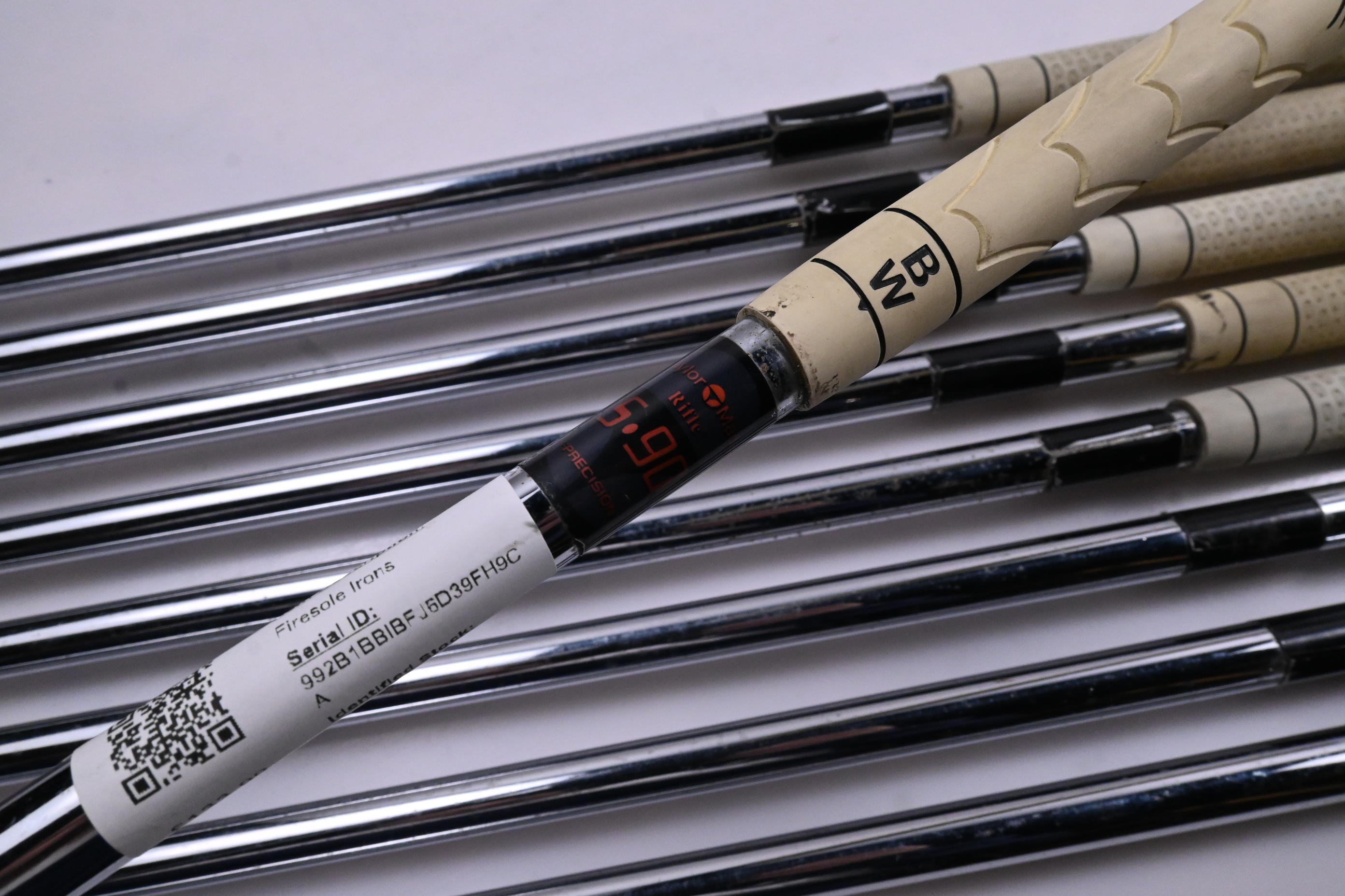 Taylormade Firesole Irons / 3-PW+SW / Stiff Flex Taylormade 90 Shafts