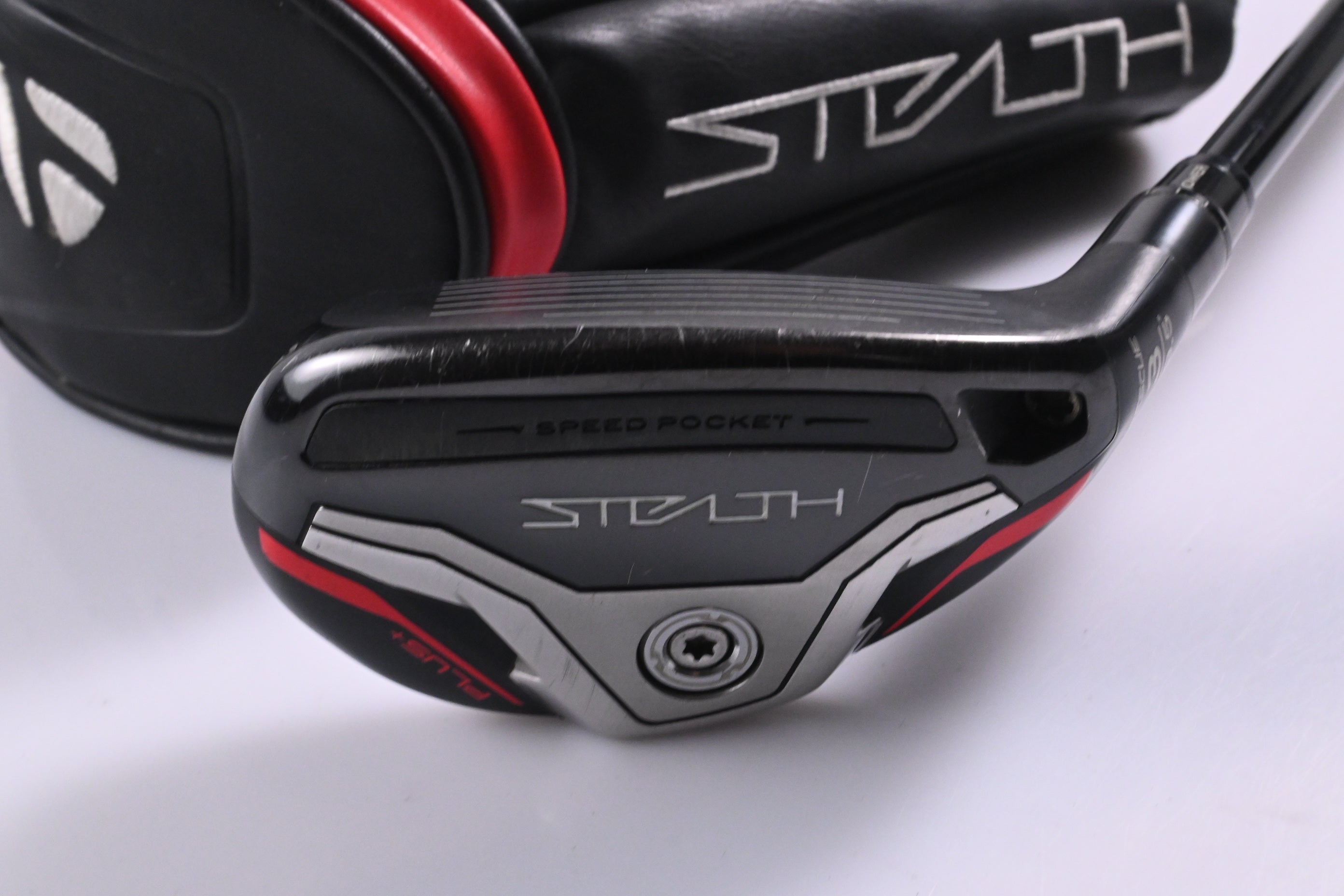 Taylormade Stealth Plus #3 Hybrid / 19.5 Degree / Stiff Flex HZDRUS Smoke RDX Red 80