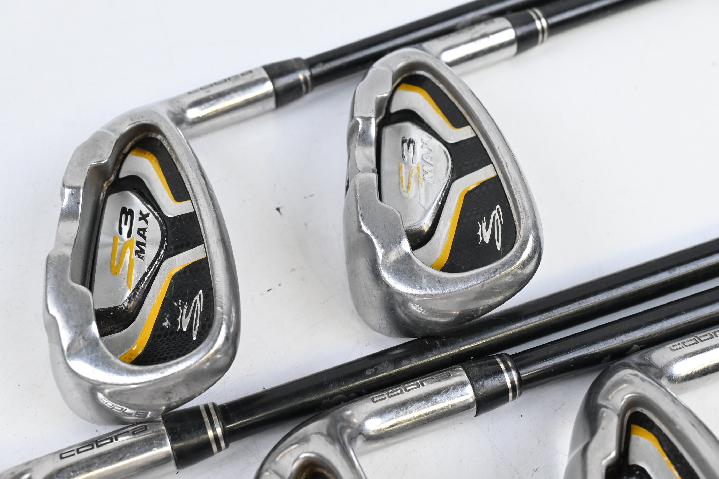 Cobra S3 Max Irons / 7-PW+SW / Regular Flex UST Mamiya IHS 65 Shafts