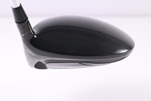 Titleist 915 D2 Driver / 10.5 Degree / Stiff Flex Aldila Rogue Silver 70 Shaft