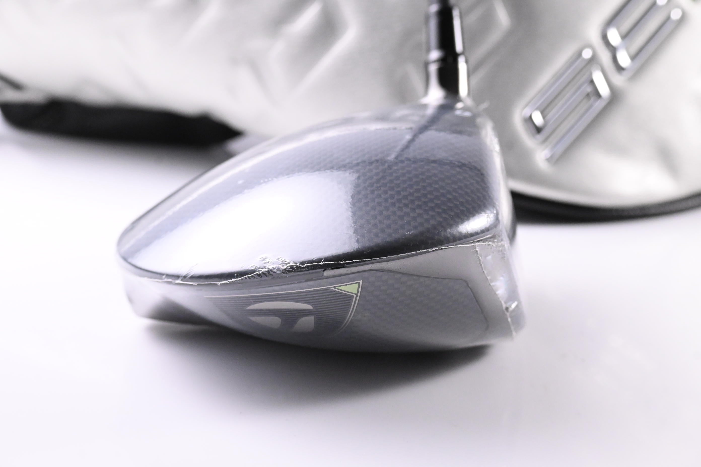 Taylormade Qi35 LS Driver / 9 Degree / Regular Flex Ventus Blue 5 Shaft