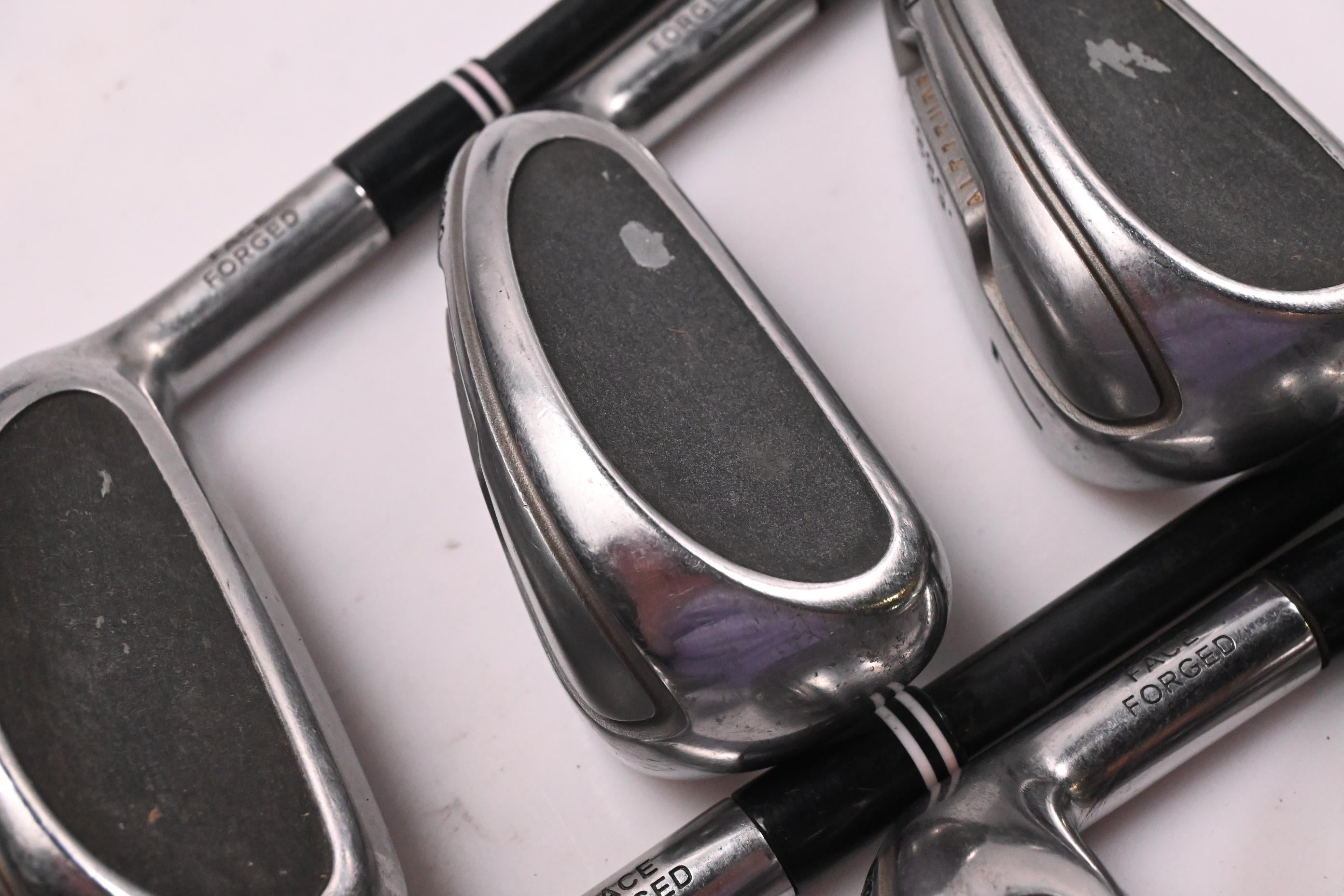 Cleveland 588 Altitude Irons / 5-PW / Senior Flex Miyazaki C.Kua 59 Shafts