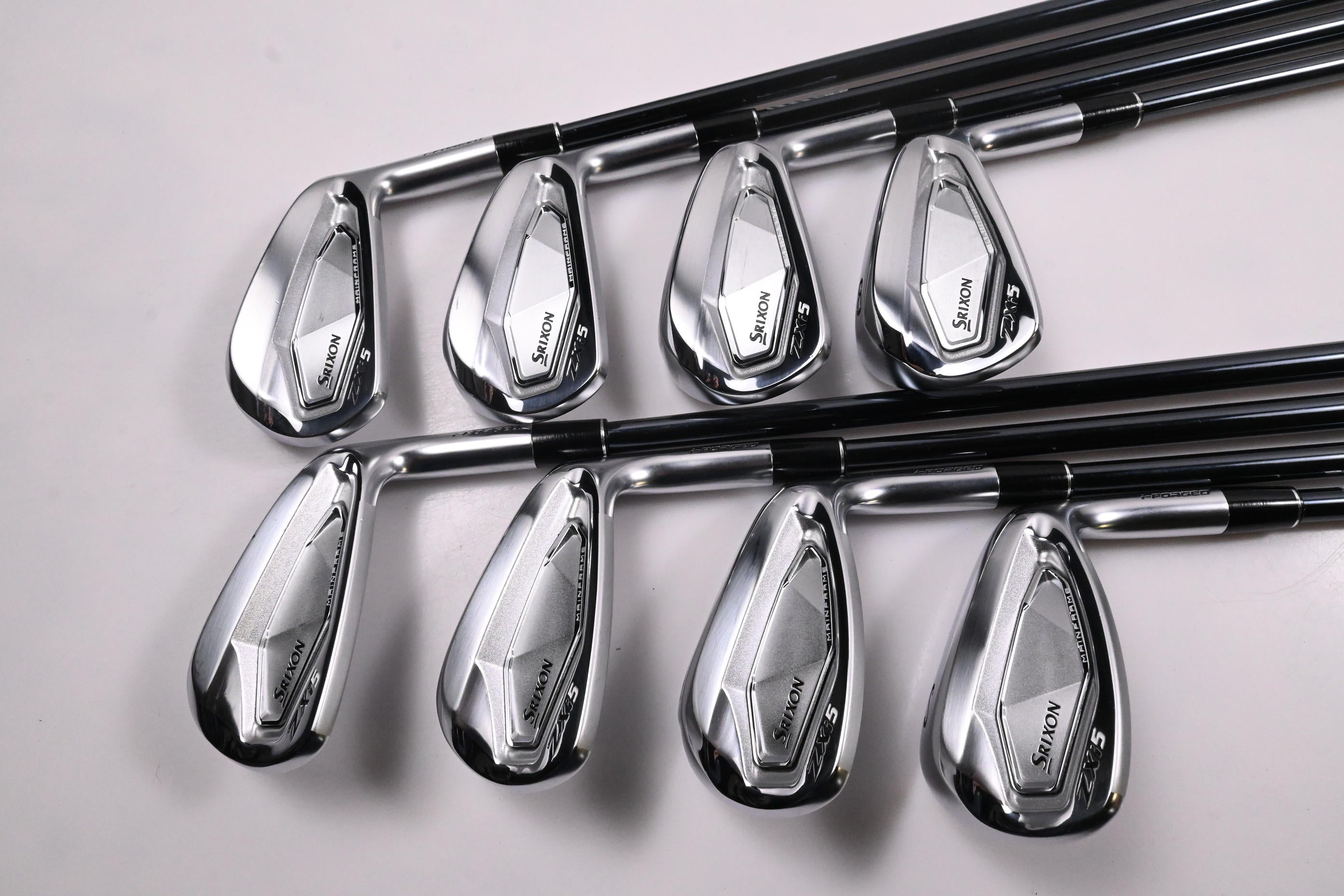 Srixon ZXi5 Irons / 5-PW+GW+SW / Regular Flex UST Recoil Dart 65 Shafts