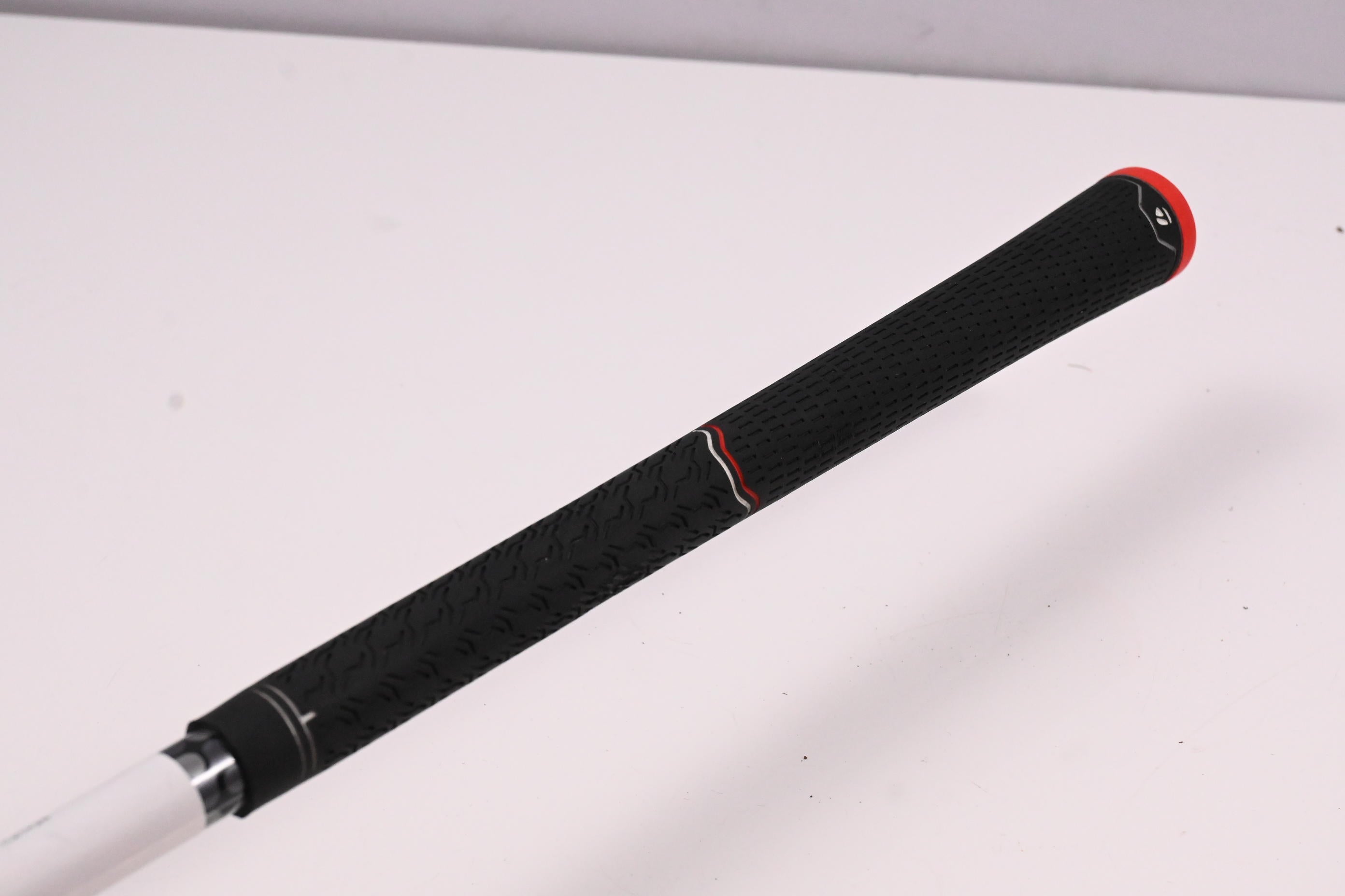 Fujikura Atmos Orange 5 Driver Shaft / Regular Flex / Taylormade 2nd Gen