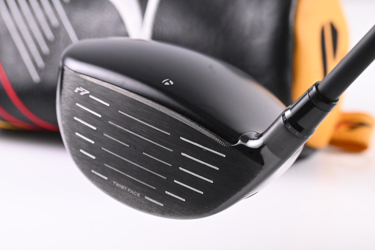 Taylormade R7 Quad Mini Driver / 13.5 Degree / X-Flex Kai`li Dark Waves White 60