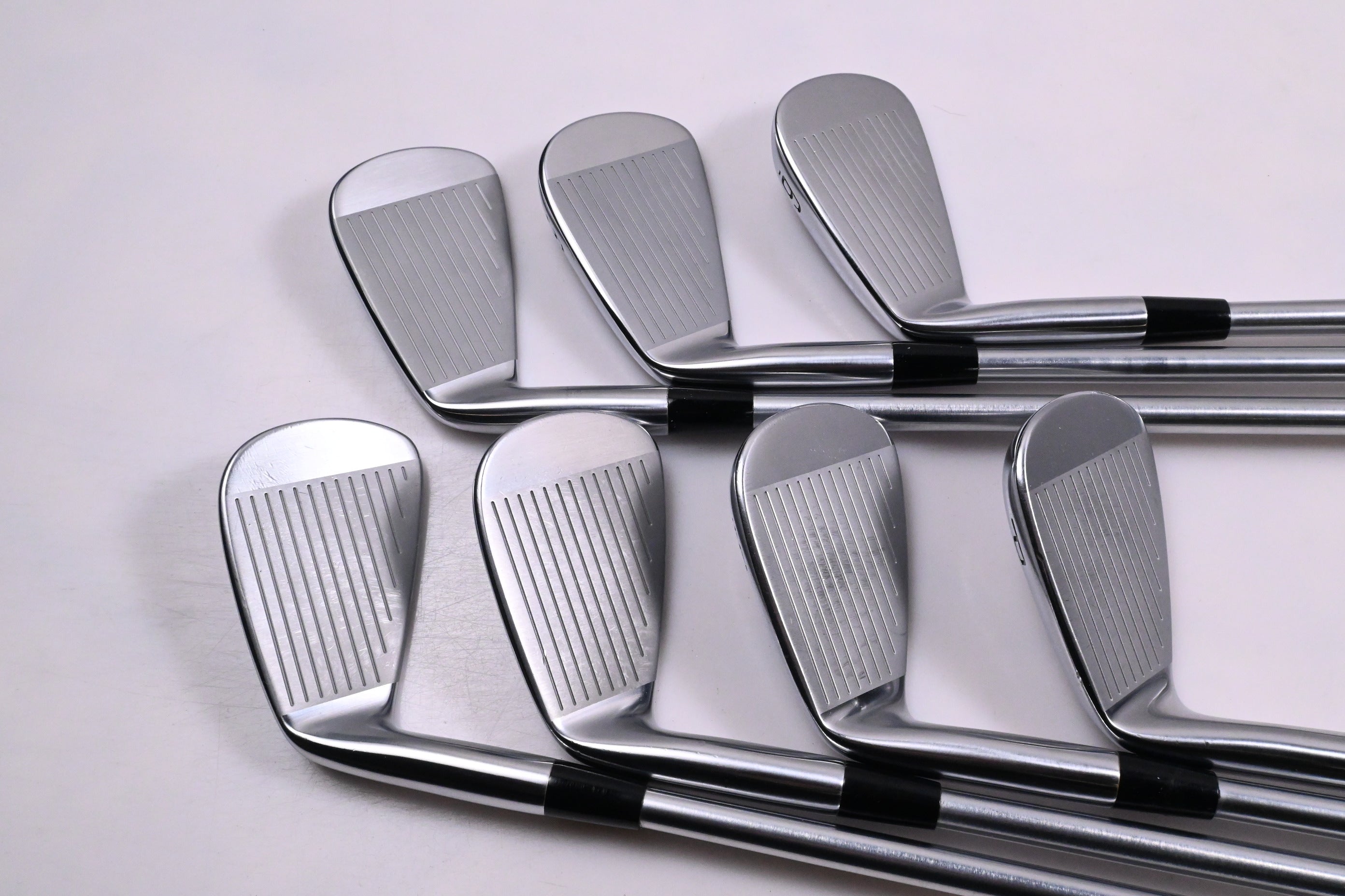 Mizuno Pro 221 Irons / 4-PW / Stiff Flex Project X LS 120 Shafts
