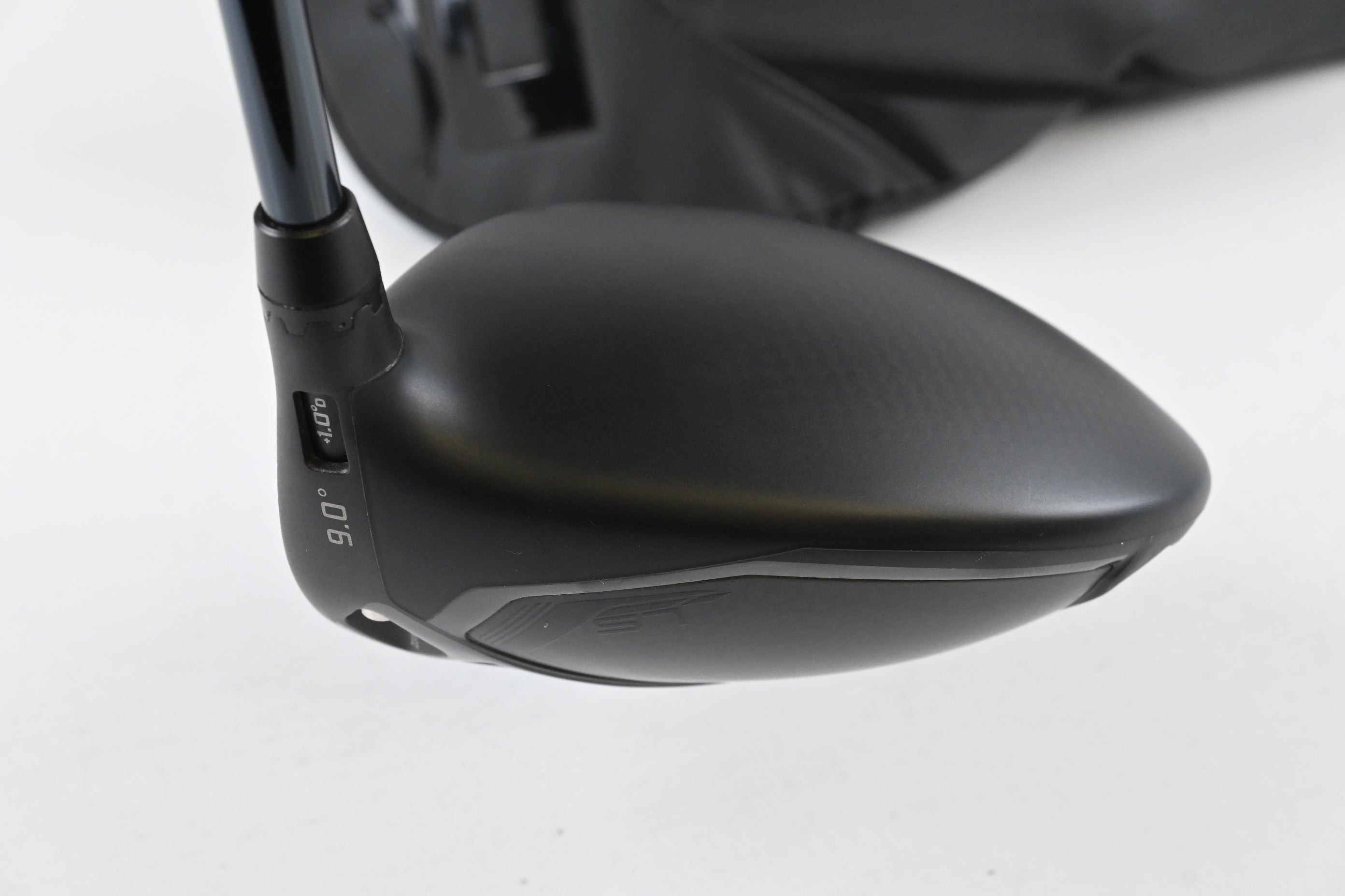 Cobra Darkspeed LS Driver / 9 Degree / Stiff Flex UST Mamiya Lin.Q M40X 6 Shaft