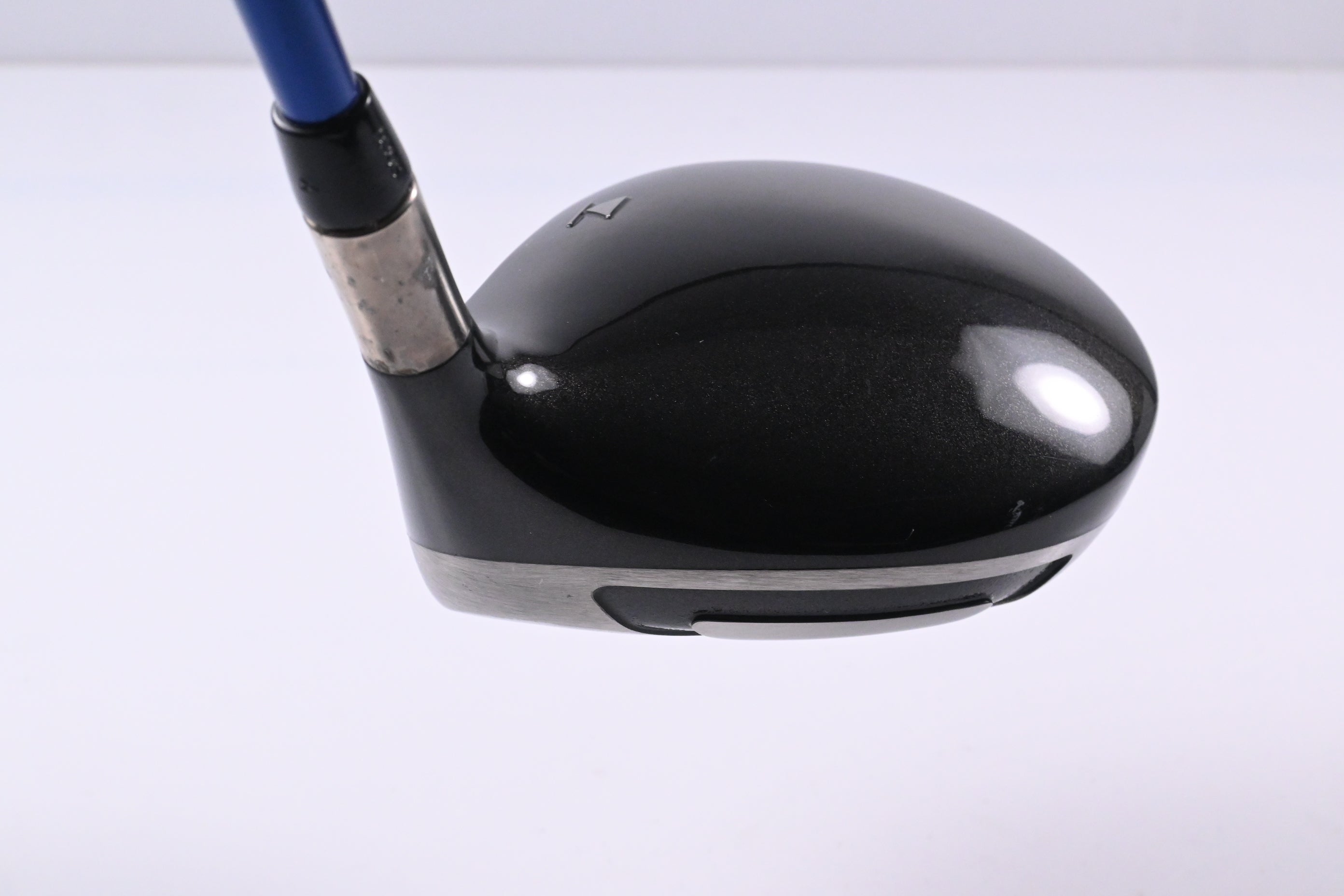 Titleist 905 T Driver / 9.5 Degree / Stiff Flex Graphite Design Tour AD YS-6+