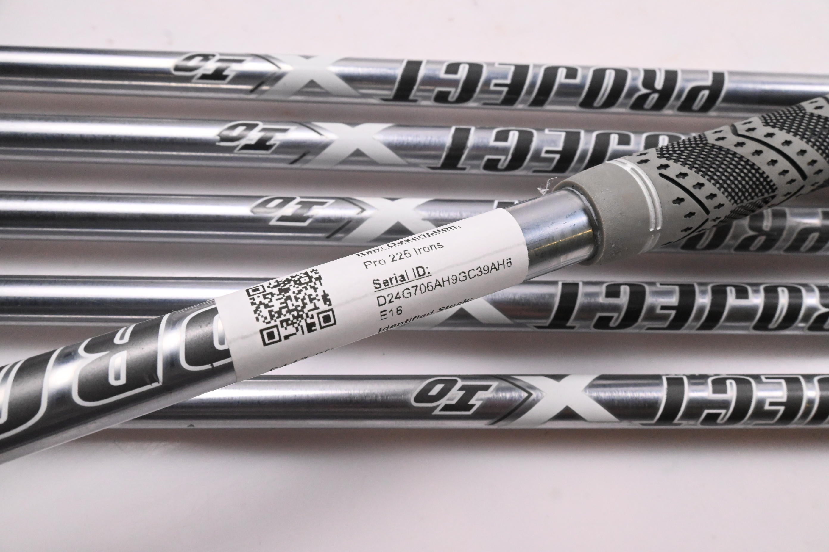 Mizuno Pro 225 Irons / 5-PW / Regular Flex Project X IO 105 Shafts