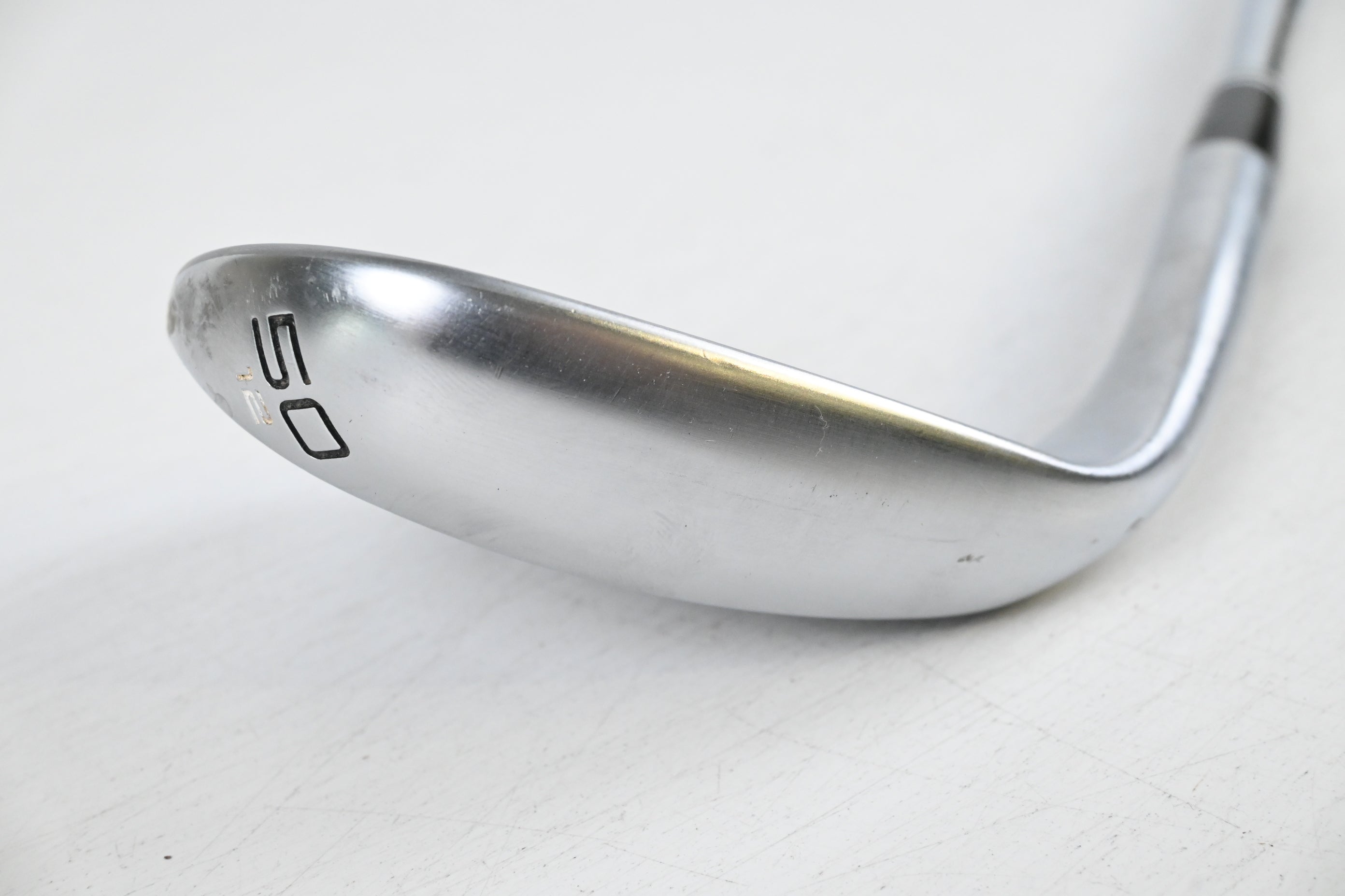 Cleveland CBX Full Face 2 Gap Wedge / 50 Degree / Wedge Flex Dynamic Gold Spinner