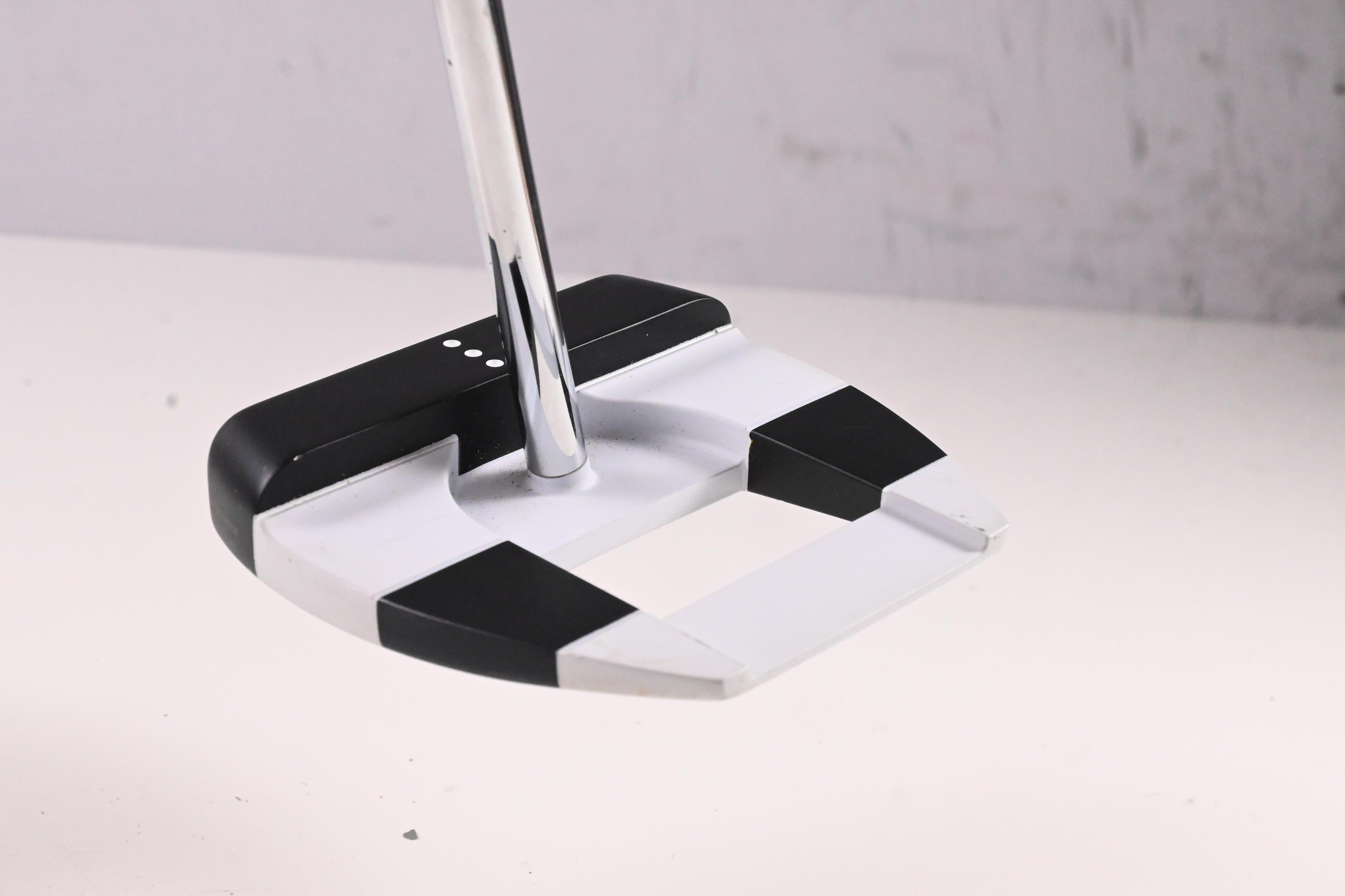 Odyssey Ai-One Square 2 Square Jailbird Broomstick Putter / 42 Inch