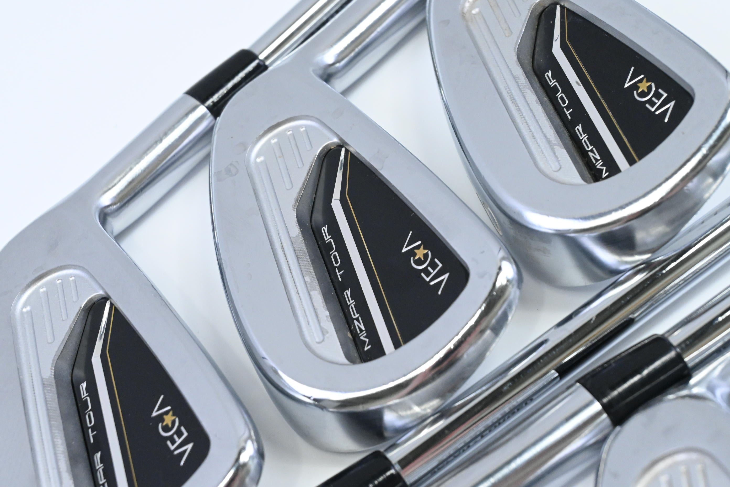 Vega Mizar Tour Irons / 4-PW / Stiff Flex Dynamic Gold S400 Shafts