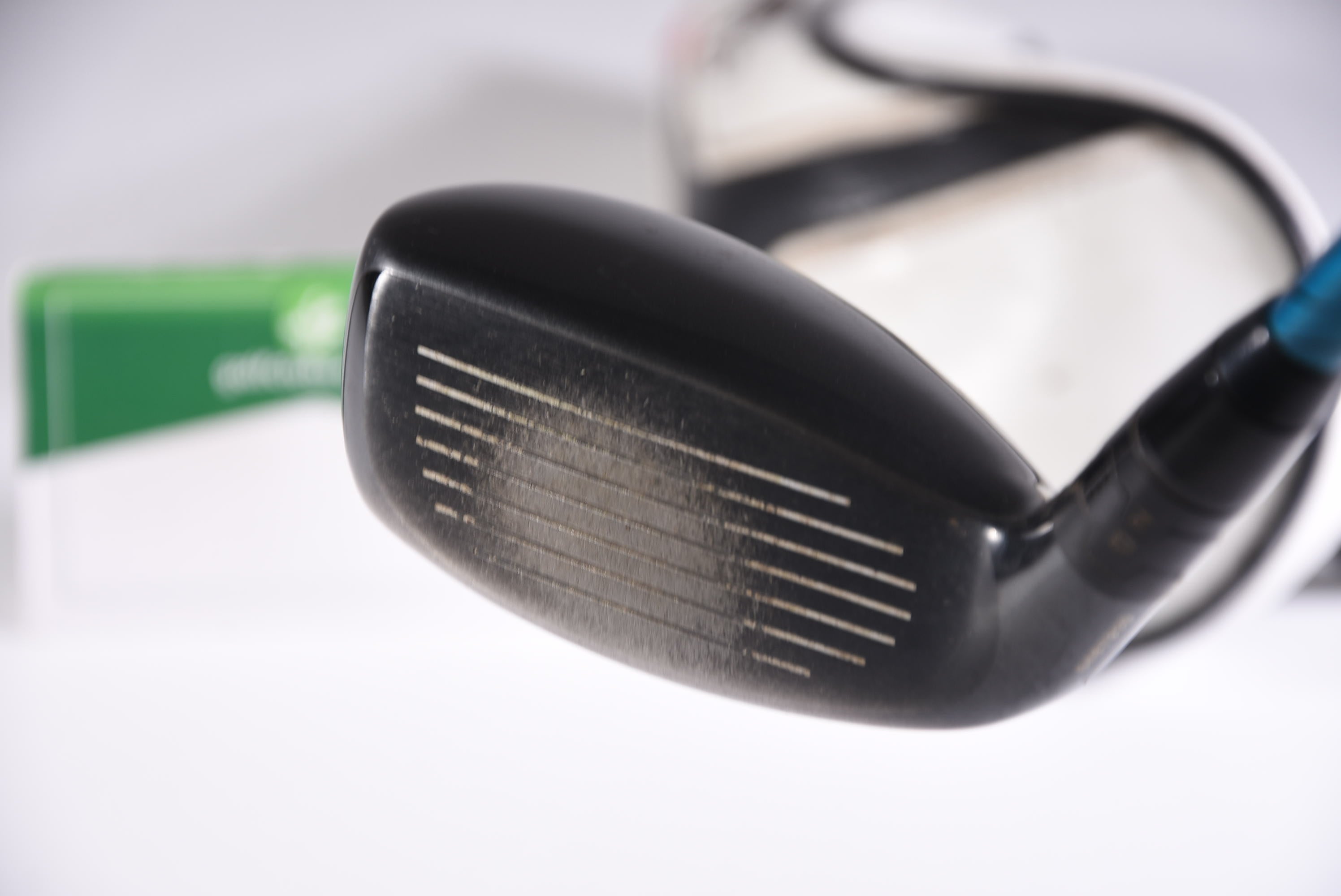 Titleist 818 H2 #2 Hybrid / 17 Degree / Stiff Flex EvenFlow Blue 85 Shaft