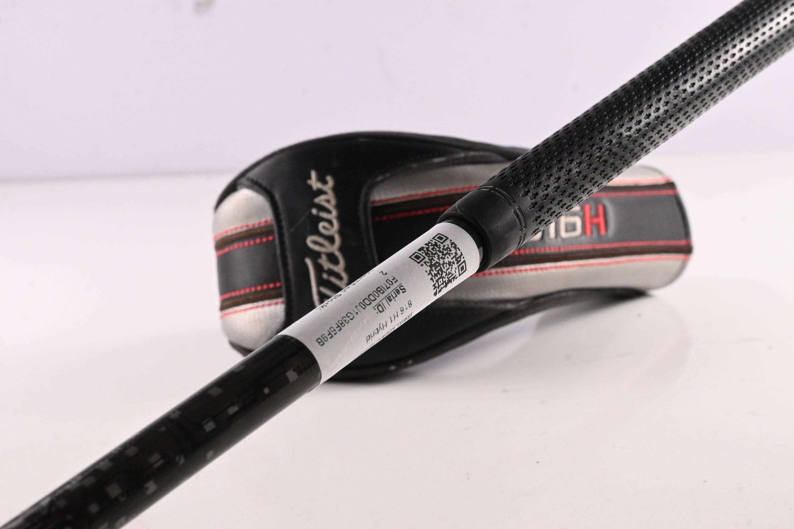 Left Hand Titleist 816 H1 #5 Hybrid / 25 Degree / Stiff Flex Aldila Rogue Black