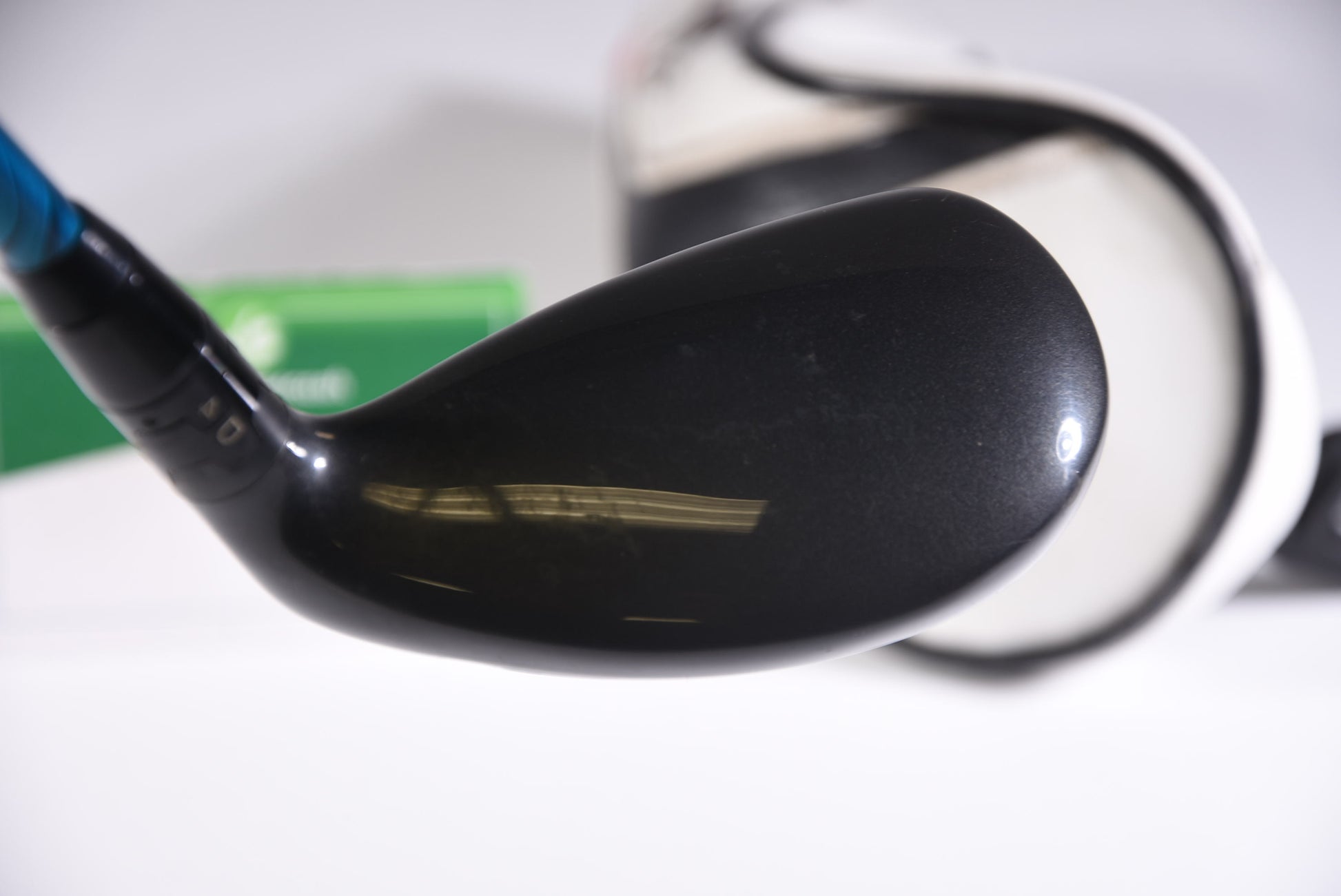 Titleist 818 H2 #2 Hybrid / 17 Degree / Stiff Flex EvenFlow Blue 85 Shaft