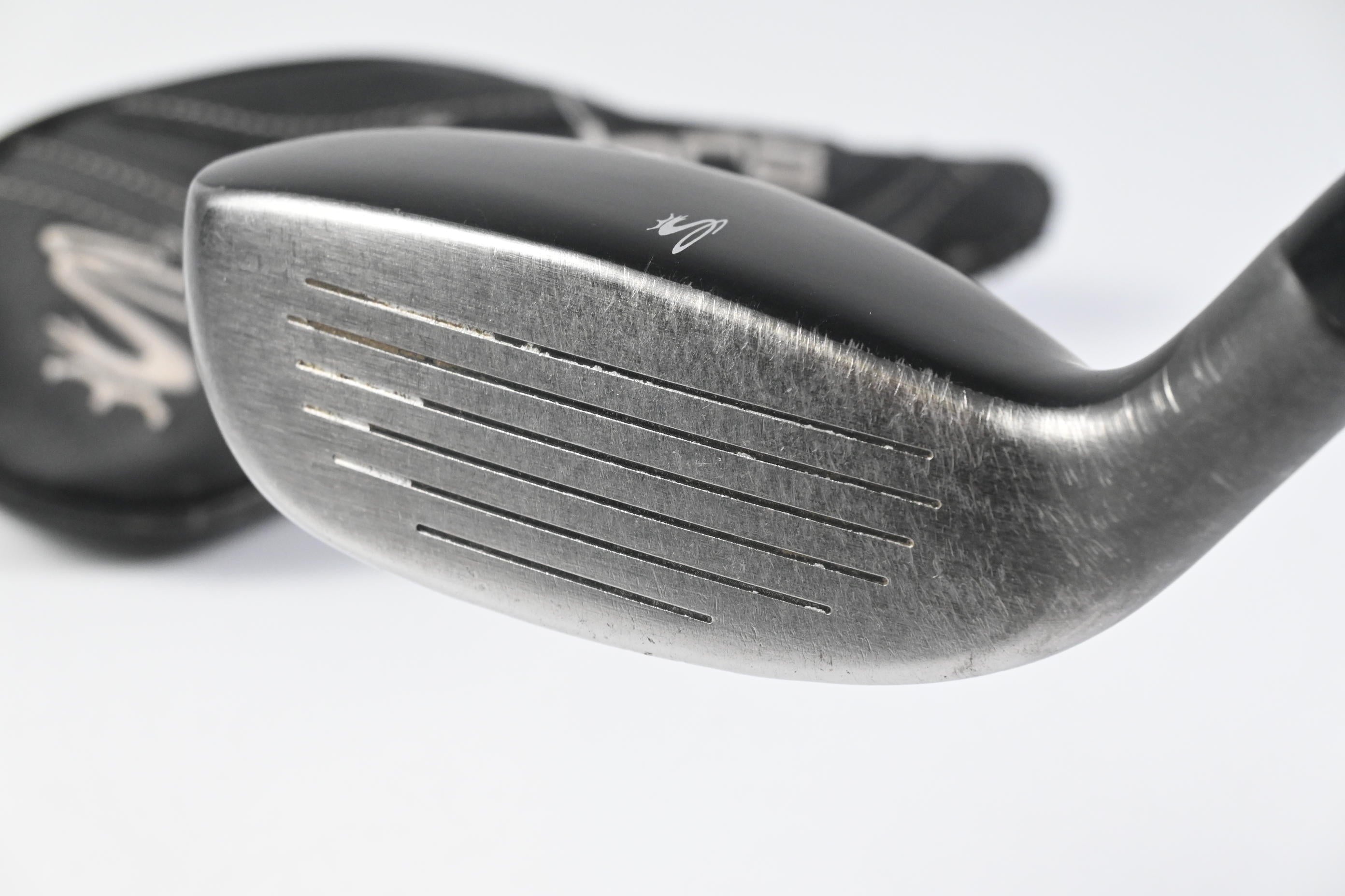 Cobra King F9 #4 Hybrid / 21 Degree / Regular Flex Fujikura Atmos Black 6 Shaft