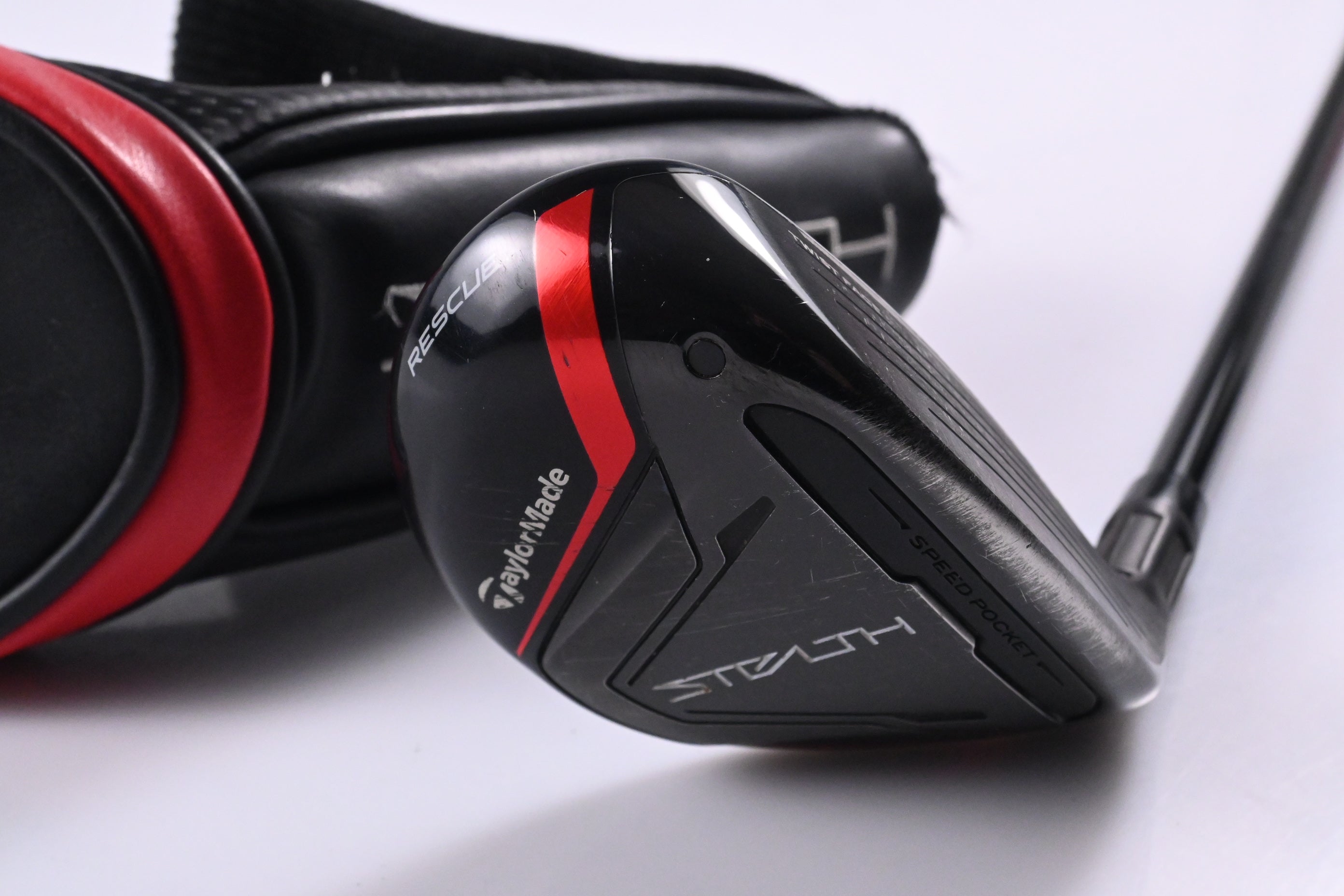 Taylormade Stealth #4 Hybrid / 22 Degree / Regular Flex Fujikura Vista Pro 50