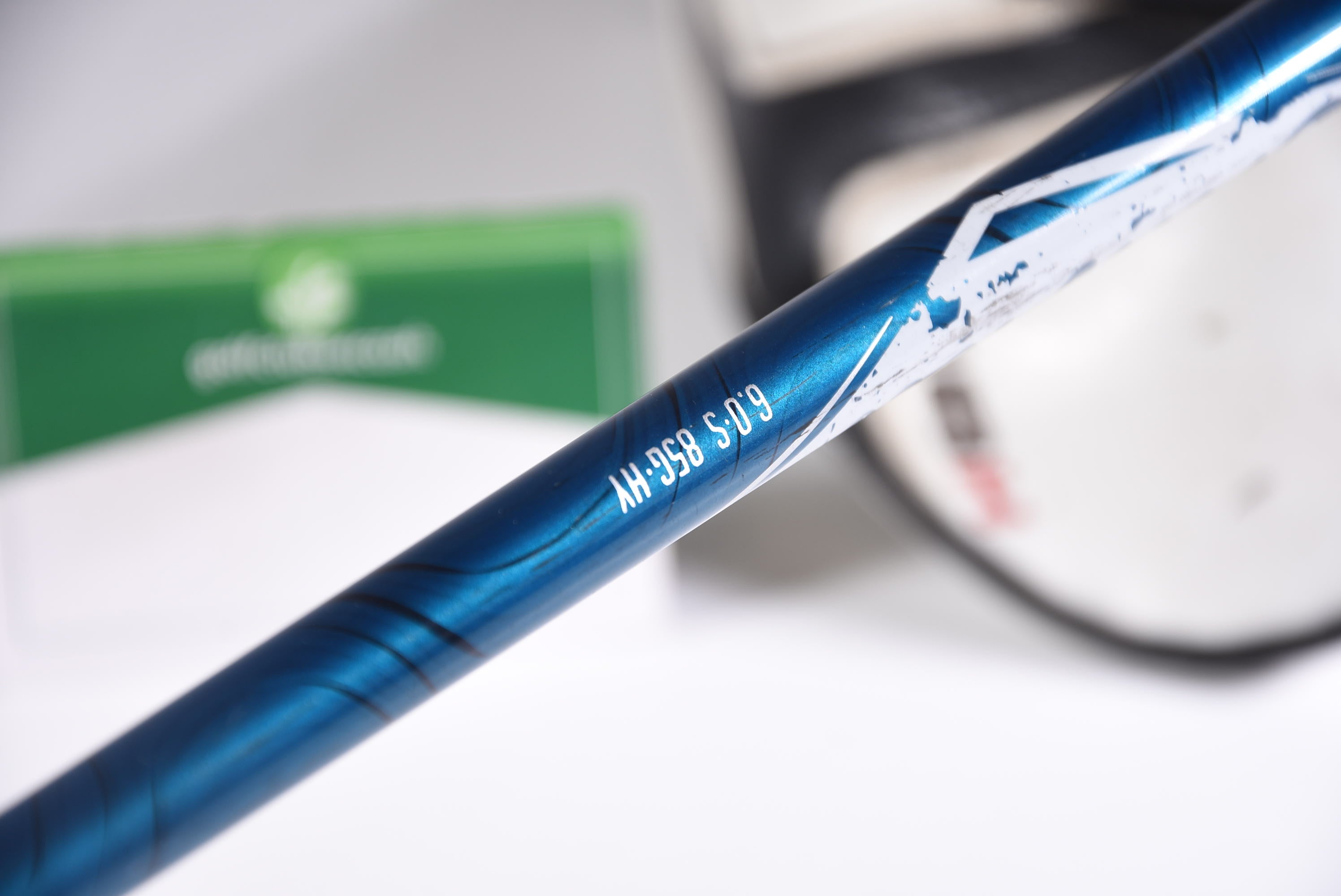 Titleist 818 H2 #2 Hybrid / 17 Degree / Stiff Flex EvenFlow Blue 85 Shaft