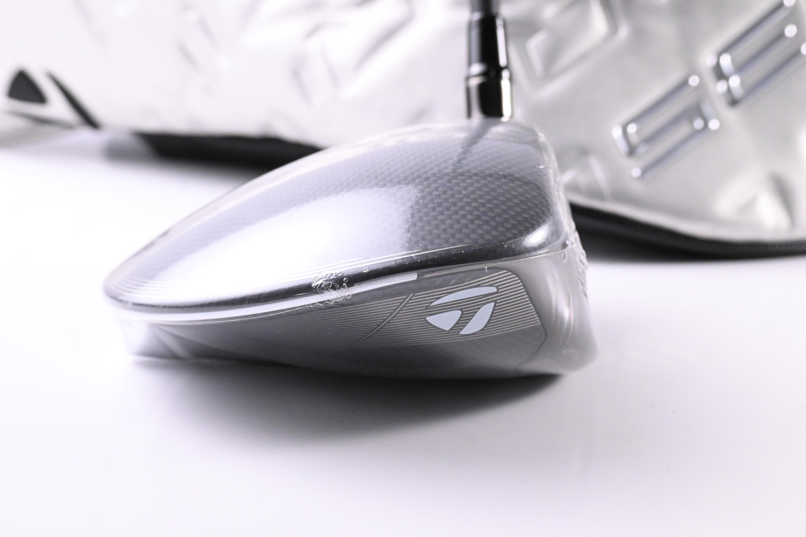 Taylormade Qi35 Max Lite Driver / 12 Degree / Senior Flex Vanquish 4 Shaft