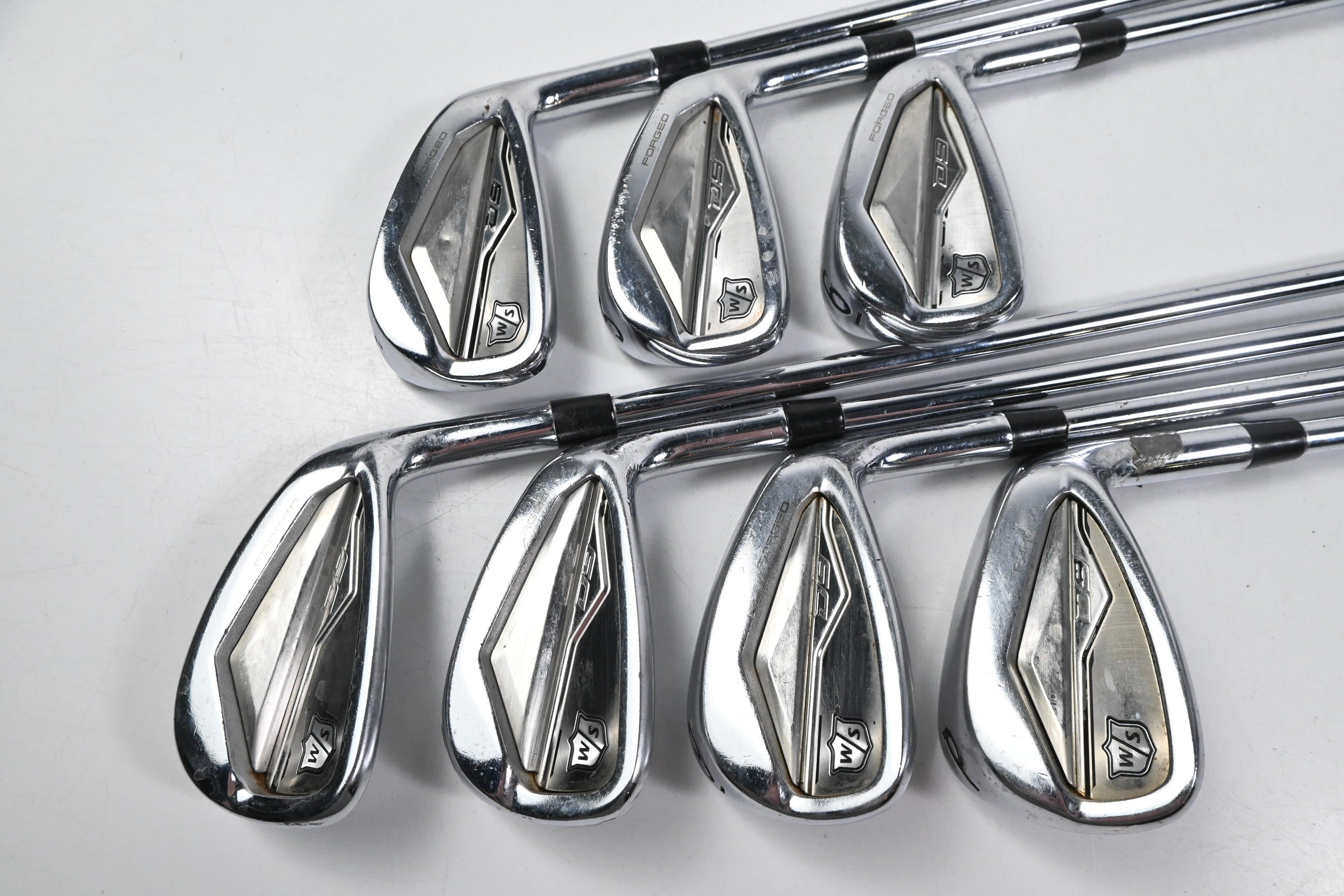 Wilson D9 Forged Irons / 4-PW / Regular Flex Dynamic Gold 95 R300 Shafts