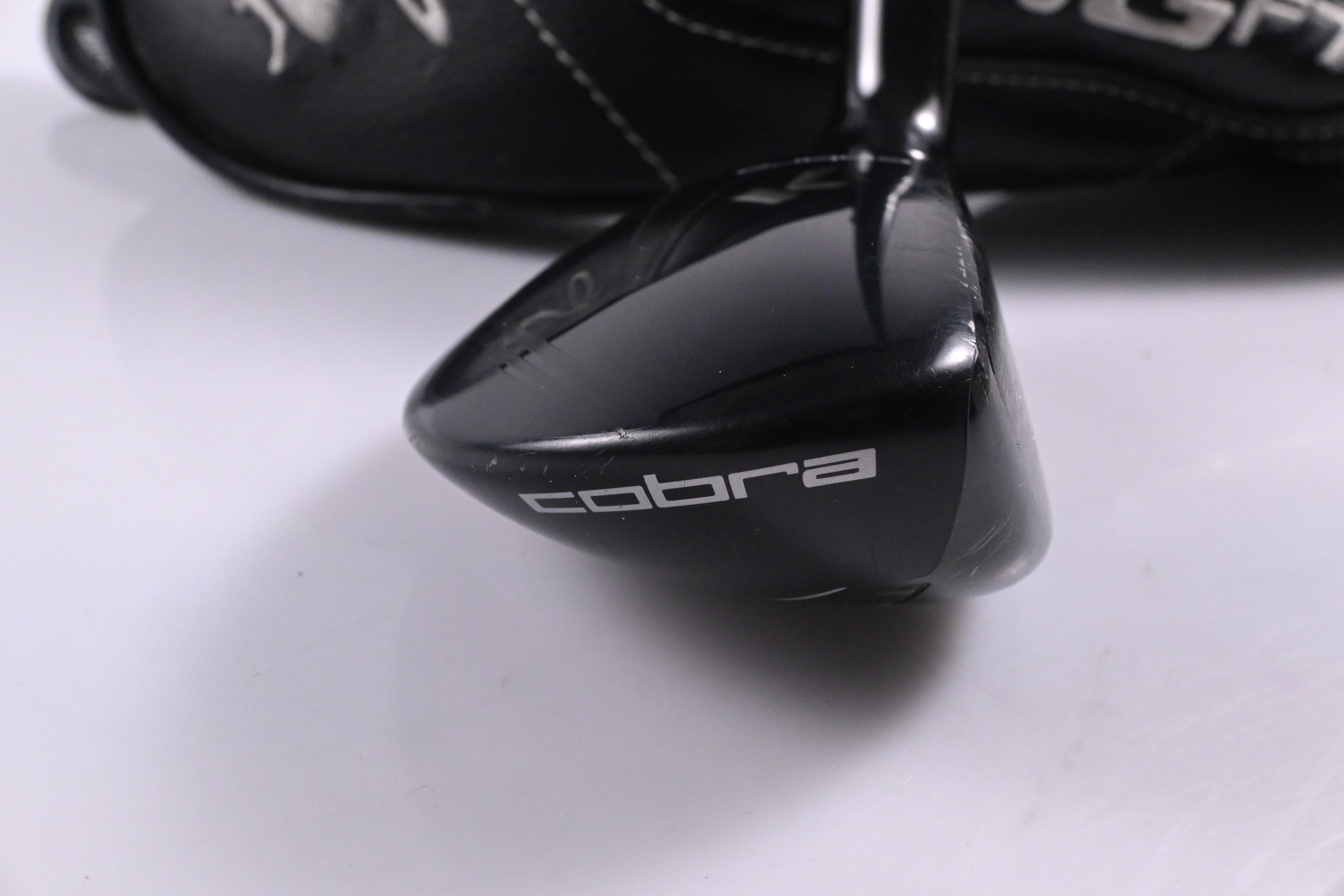 Cobra King F7 #3-4 Hybrid / 19-22 Degree / Stiff Flex Tensei AV Raw White 90