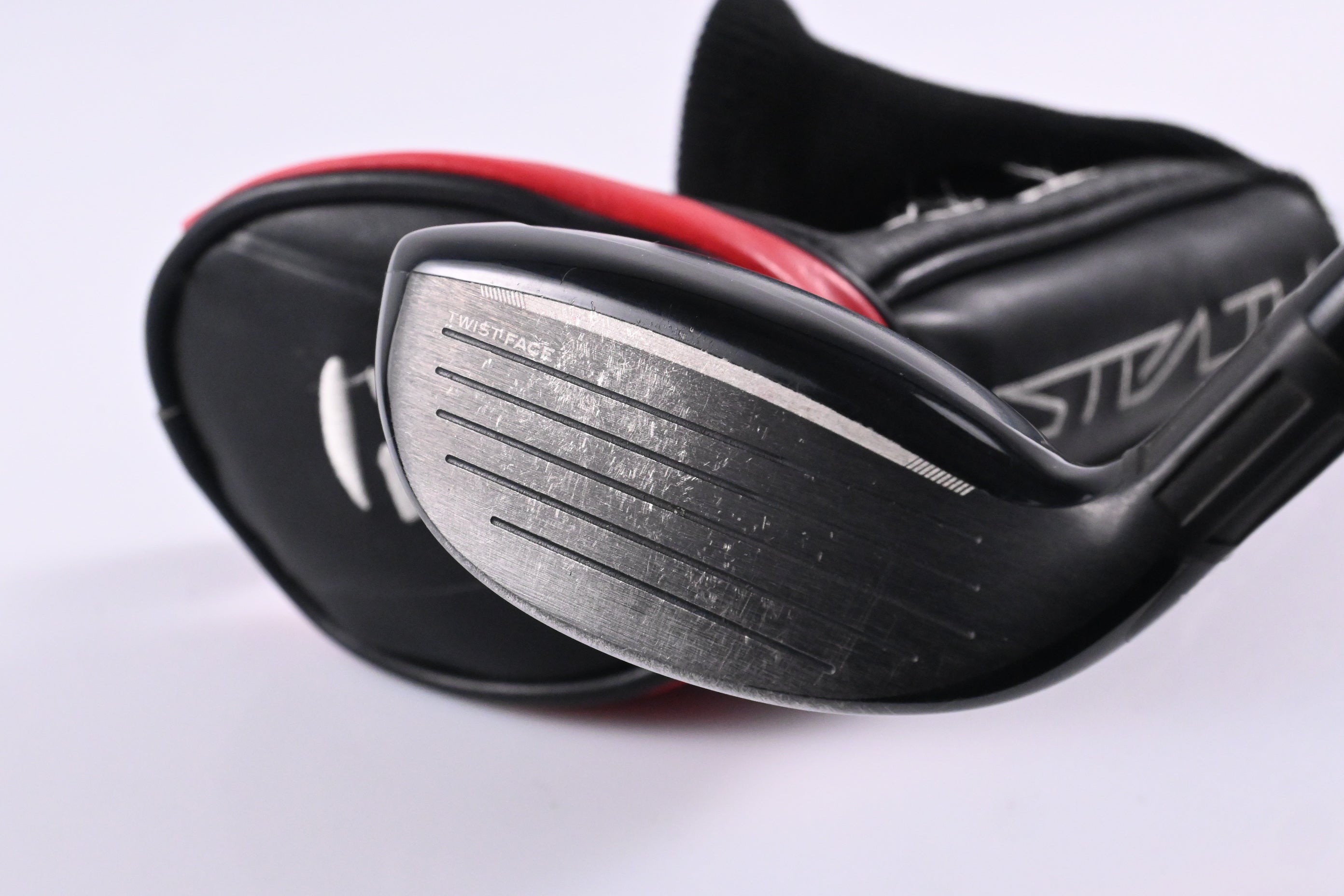 Taylormade Stealth #4 Hybrid / 22 Degree / Regular Flex Fujikura Vista Pro 50