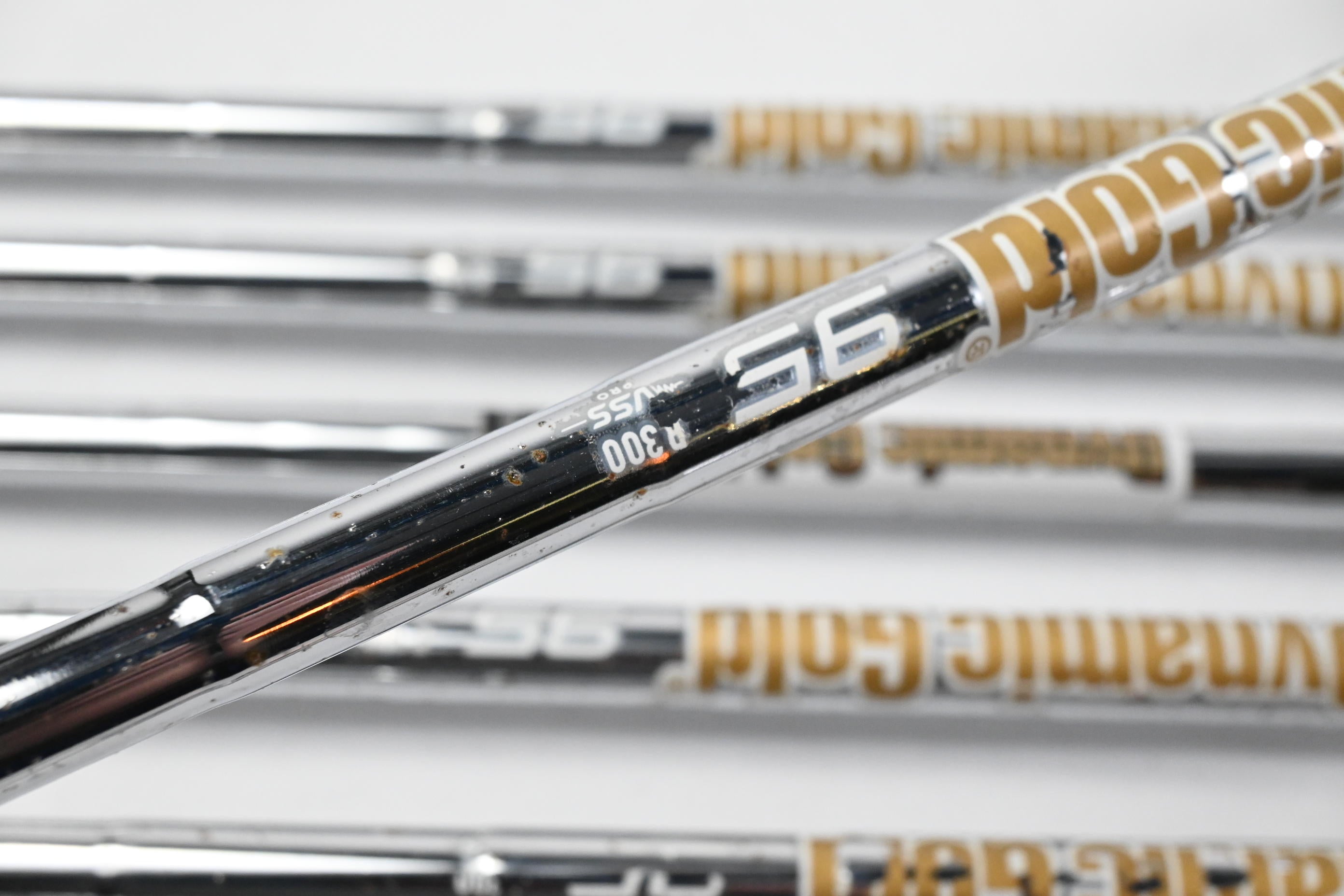 Wilson D9 Forged Irons / 4-PW / Regular Flex Dynamic Gold 95 R300 Shafts