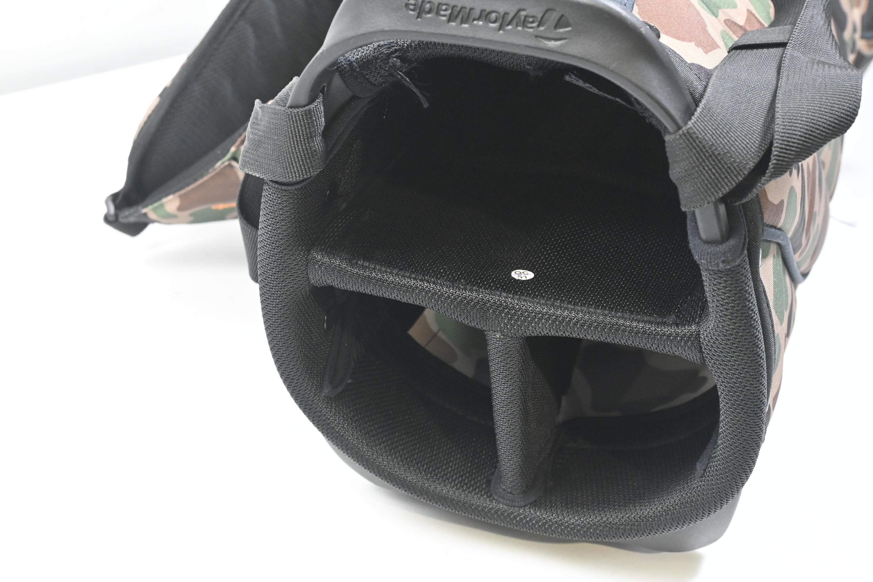 Taylormade Flex Tech Stand Bag / 3-Way Divider / Green, Brown & Black Camo