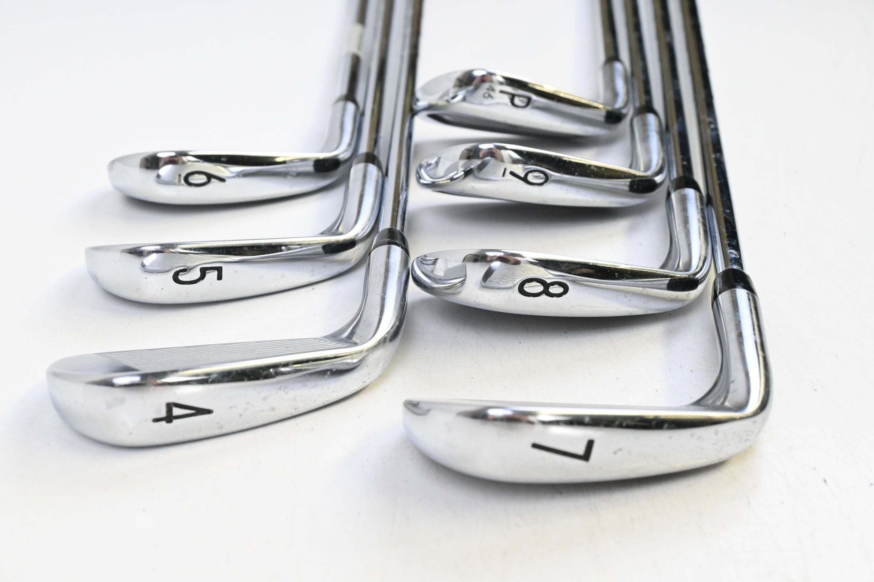 Titleist T100 2019 Irons / 4-PW / Stiff Flex AMT S300 Tour White Shafts