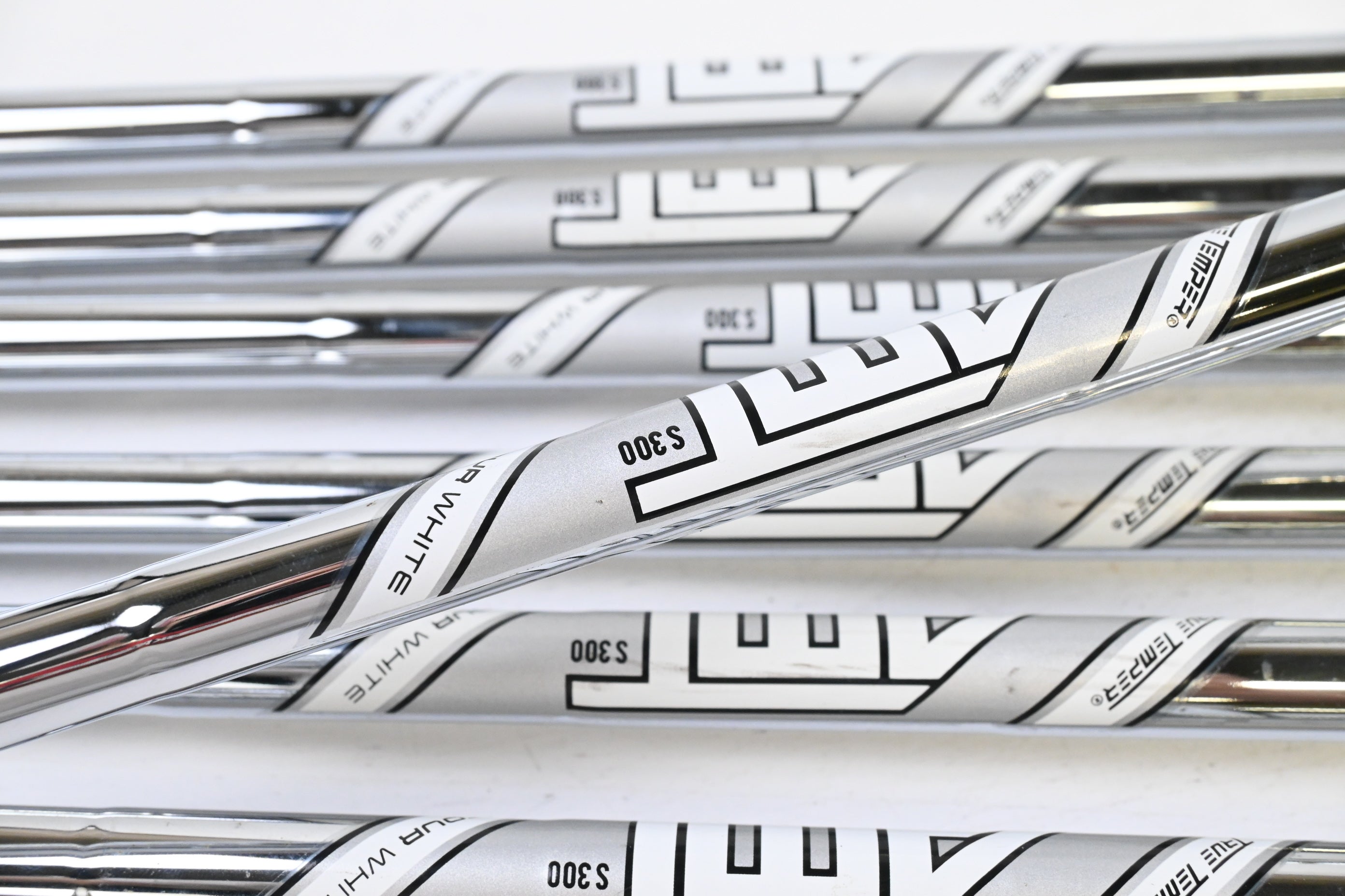 Titleist T100 2019 Irons / 4-PW / Stiff Flex AMT S300 Tour White Shafts