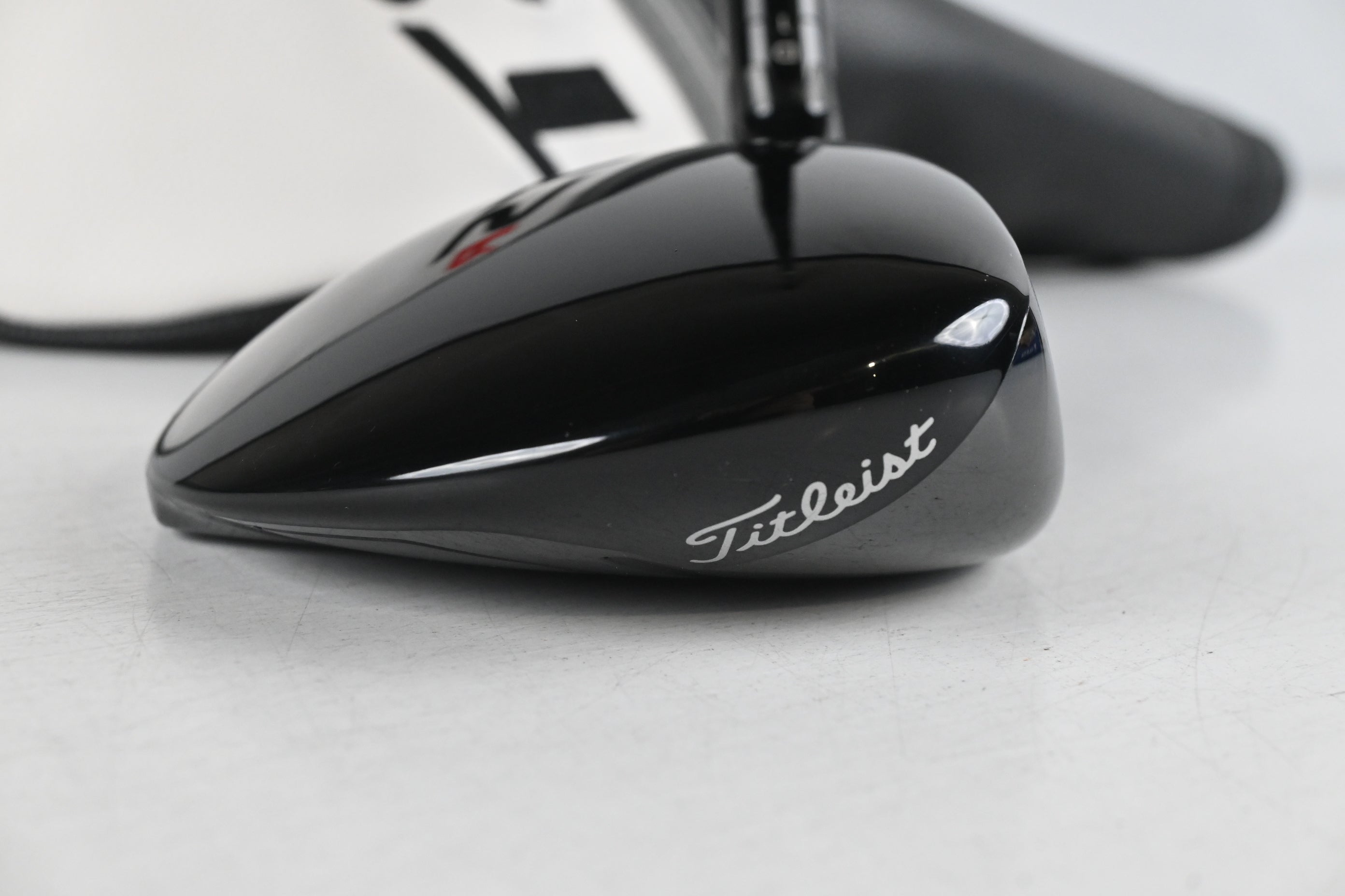 Titleist TSR2+ #3 Wood / 14.5 Degree / Regular Flex Hzrdus Gen 4 Black 70 Shaft