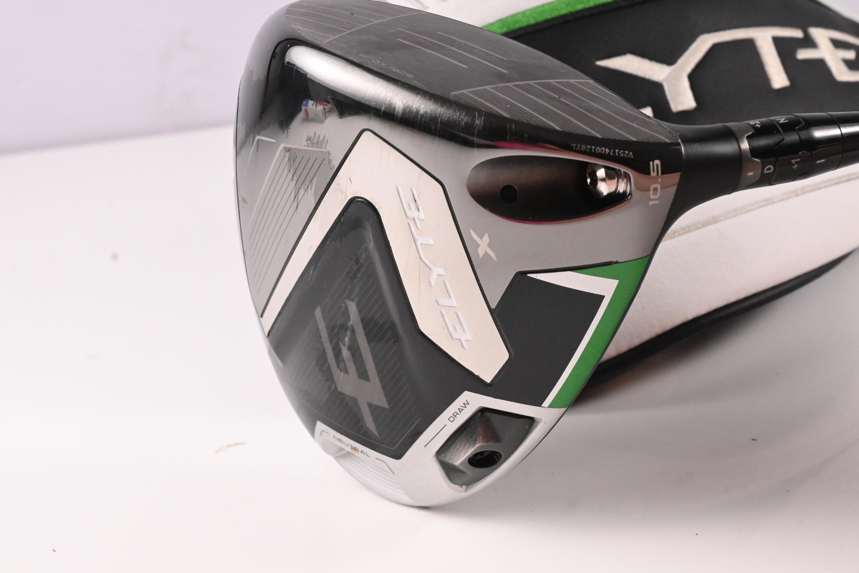 Callaway Elyte X Driver / 10.5 Degree / Regular Flex Denali Charcoal 50 Shaft